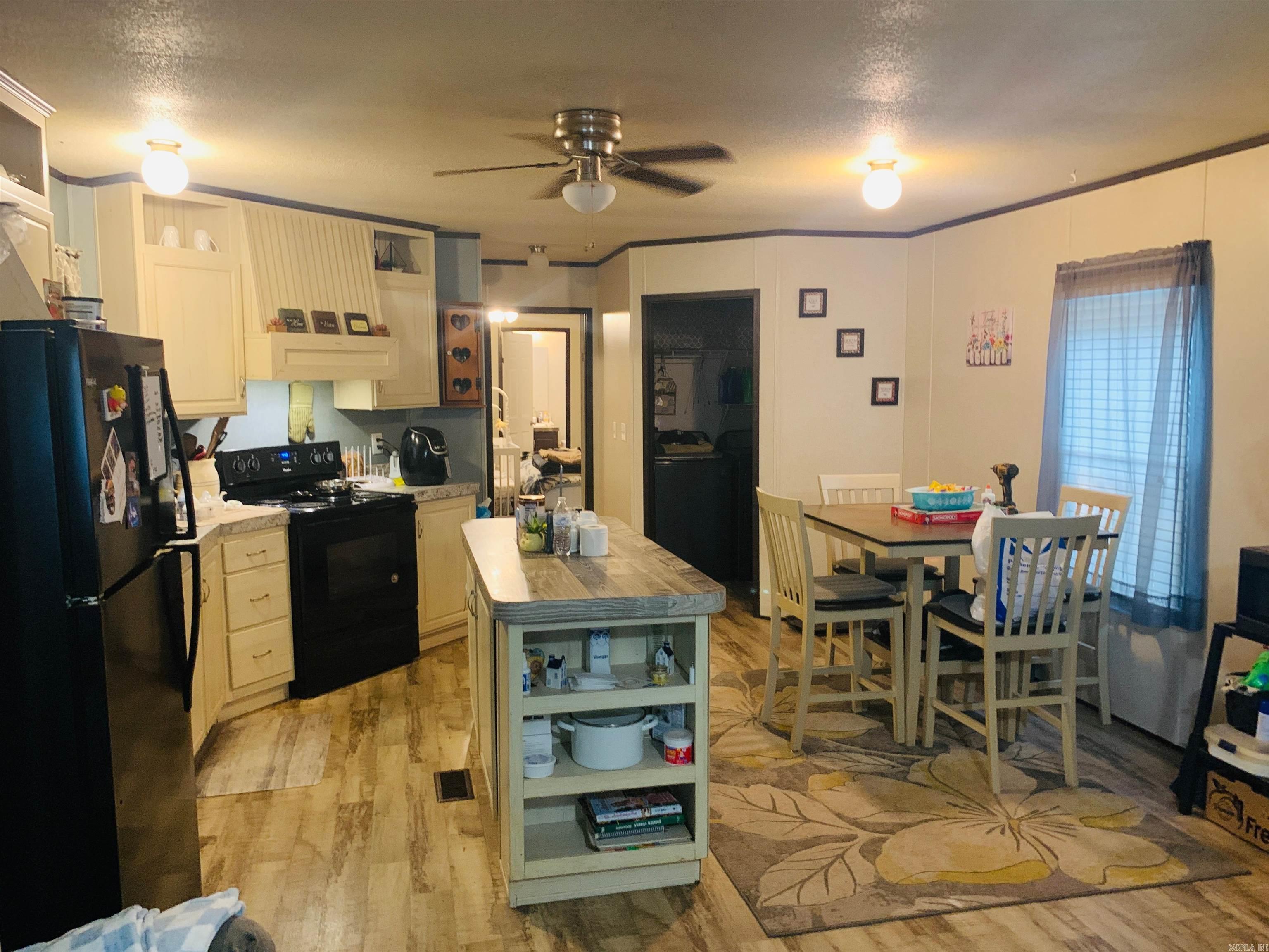 1773 County Road 4345  Bivins, TX