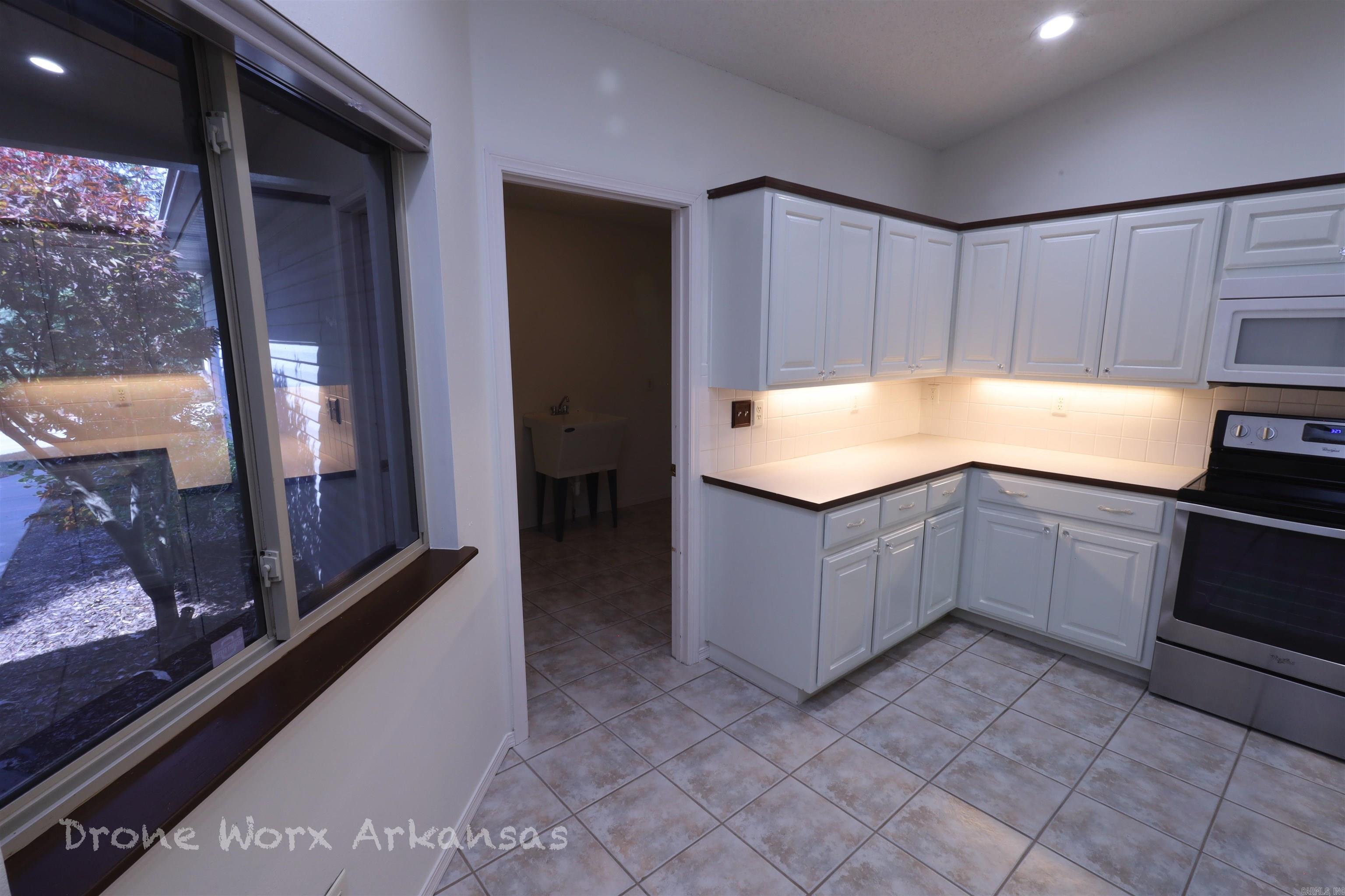9 Piccadilly Lane Bella Vista, AR 72714
