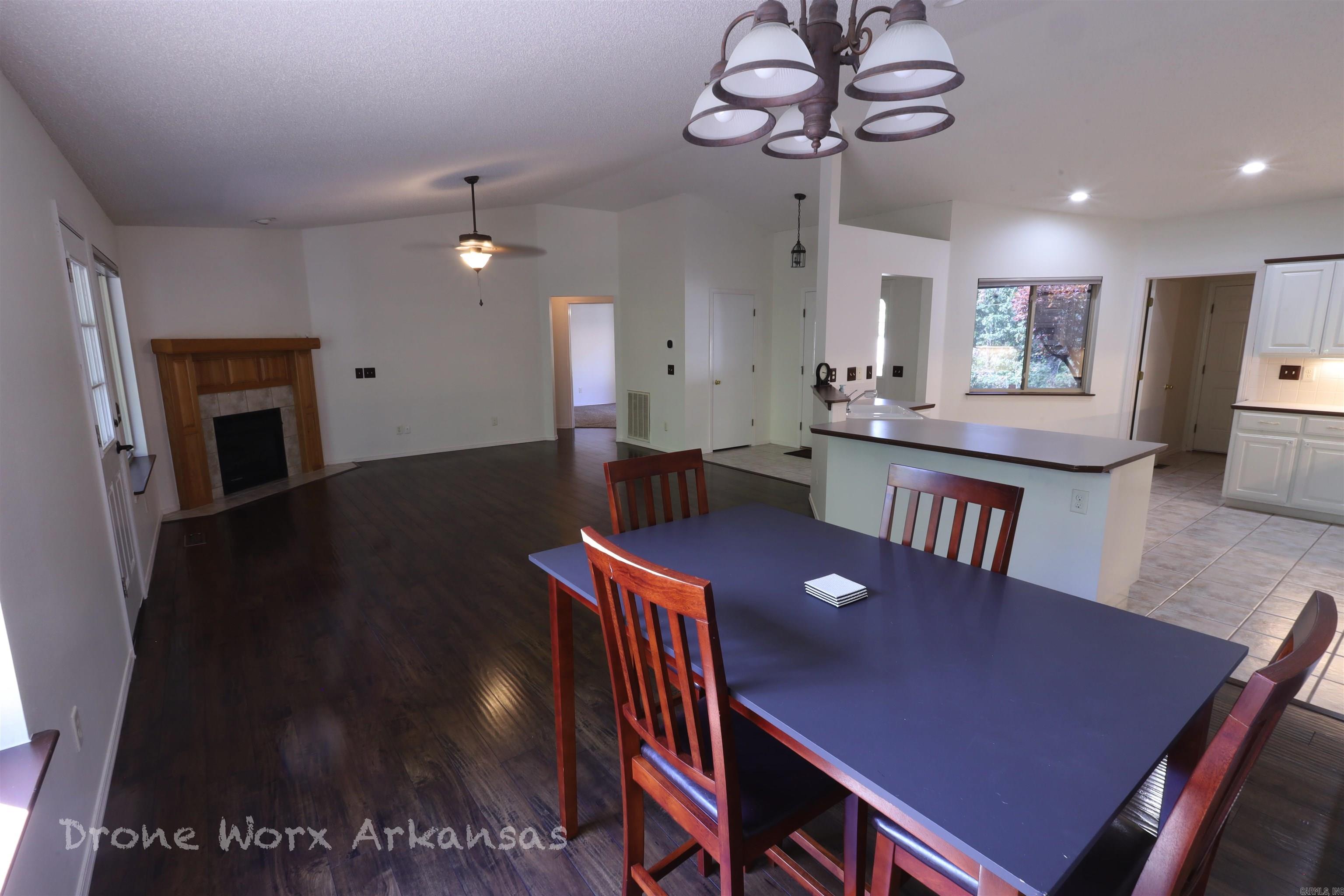 9 Piccadilly Lane Bella Vista, AR 72714