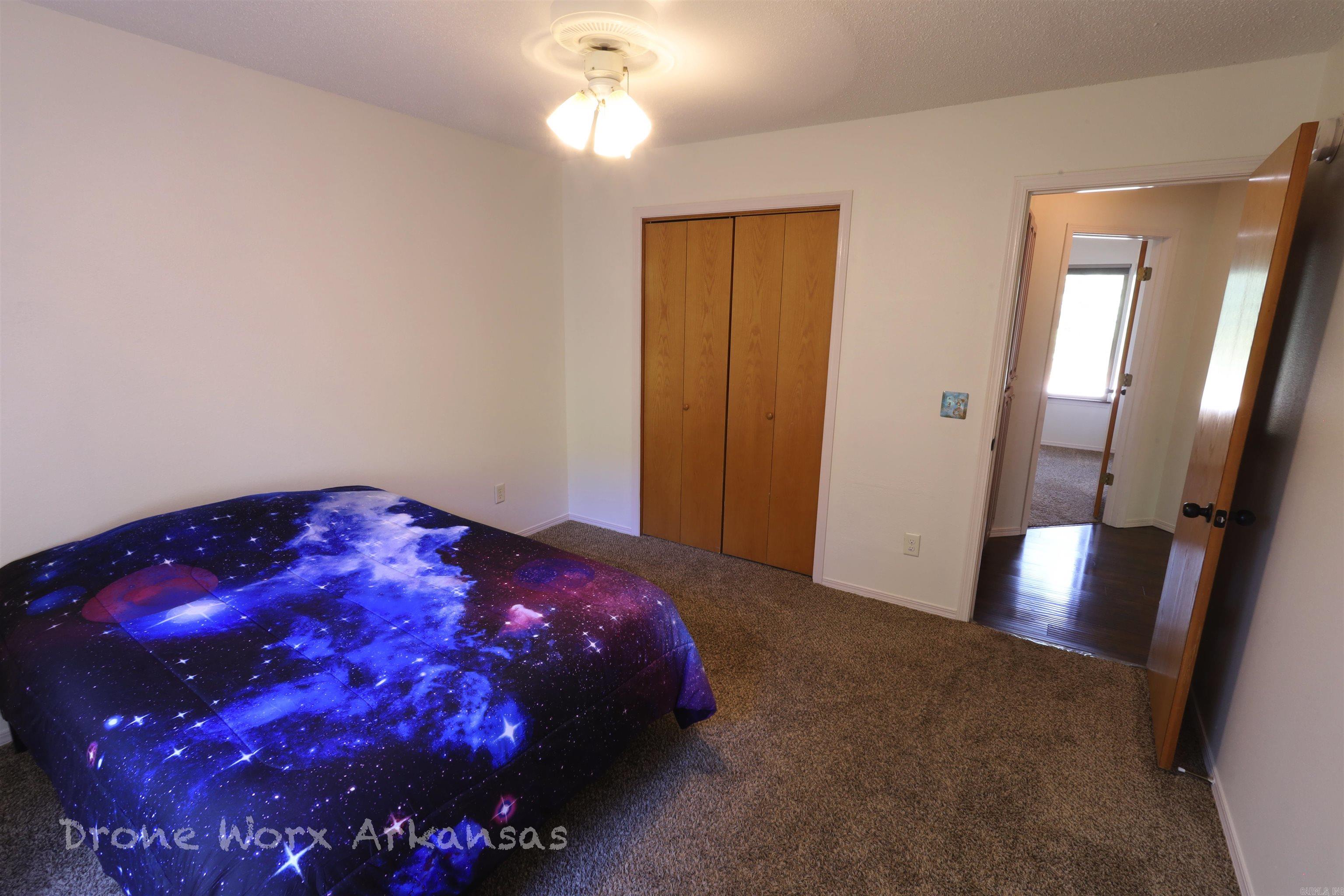 9 Piccadilly Lane Bella Vista, AR 72714