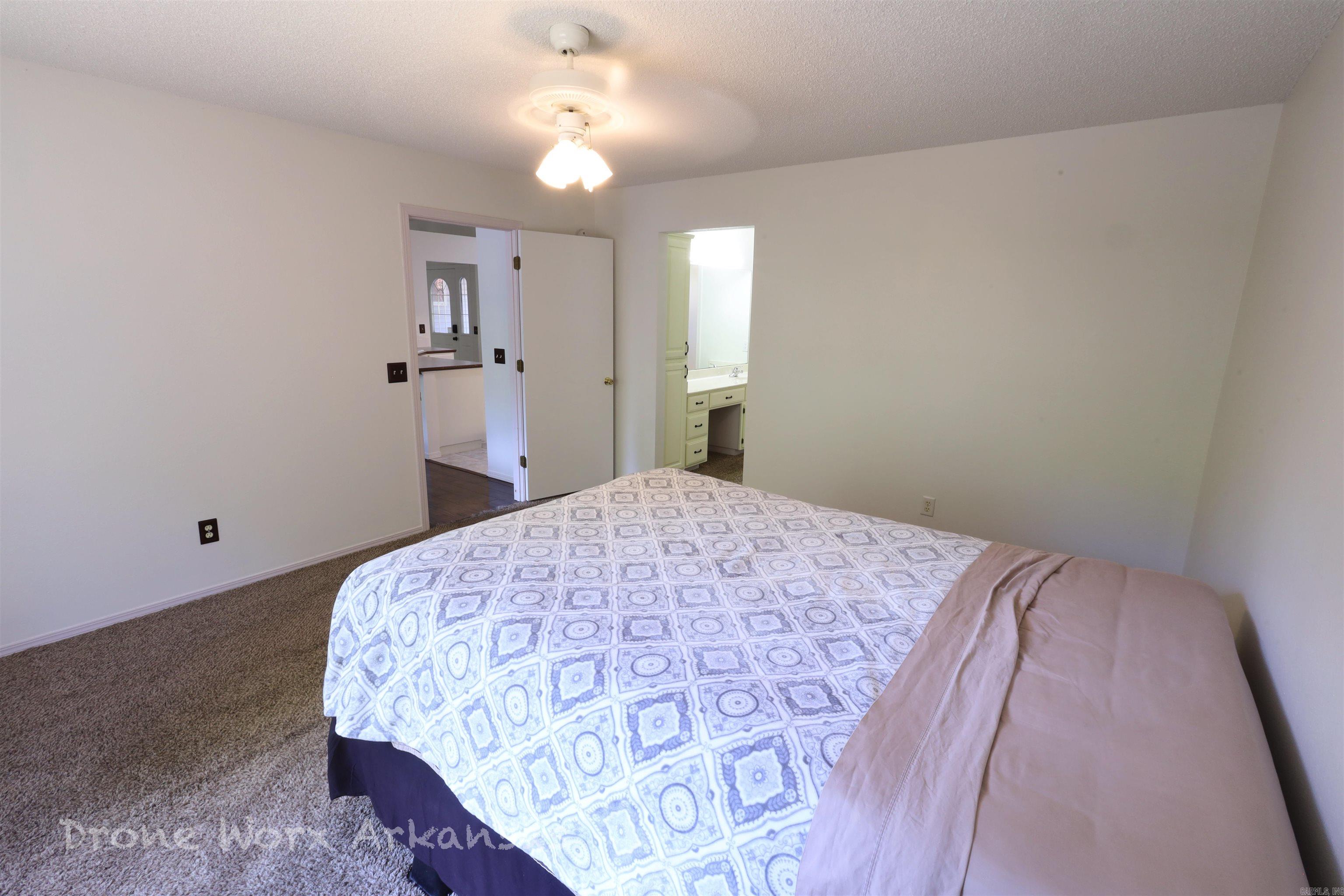 9 Piccadilly  Bella Vista, AR