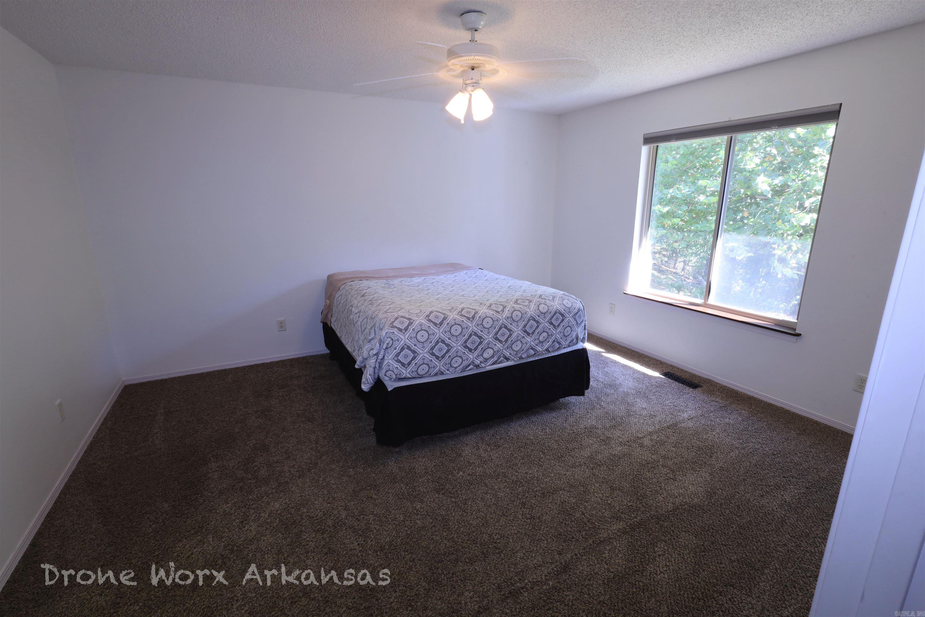 9 Piccadilly Lane Bella Vista, AR 72714