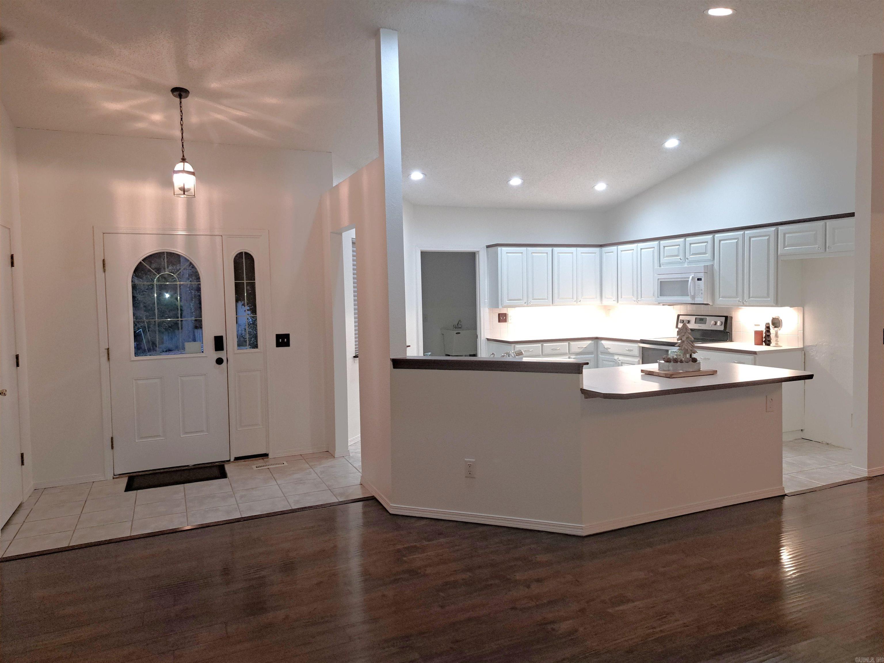 9 Piccadilly  Bella Vista, AR