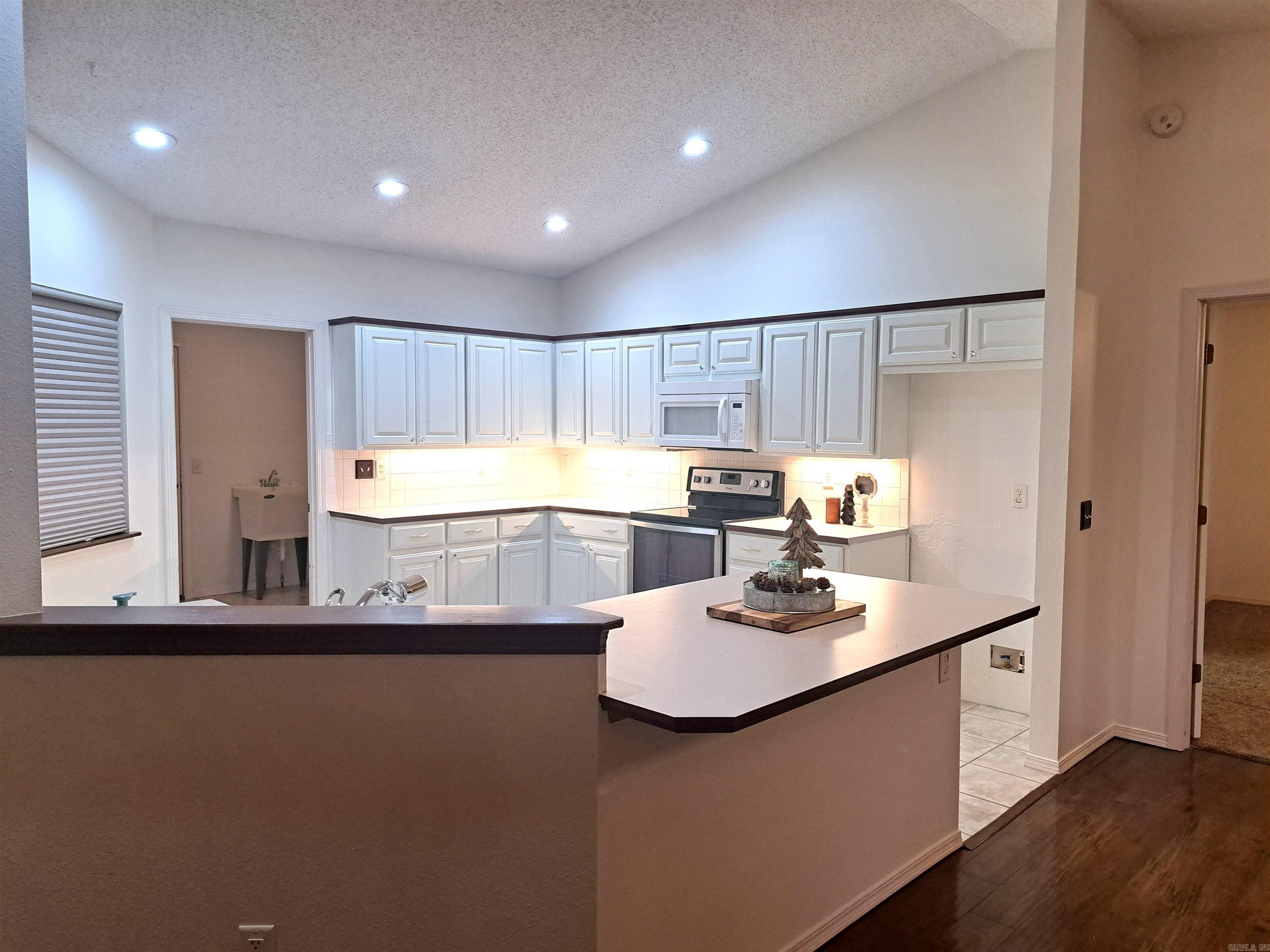 9 Piccadilly  Bella Vista, AR