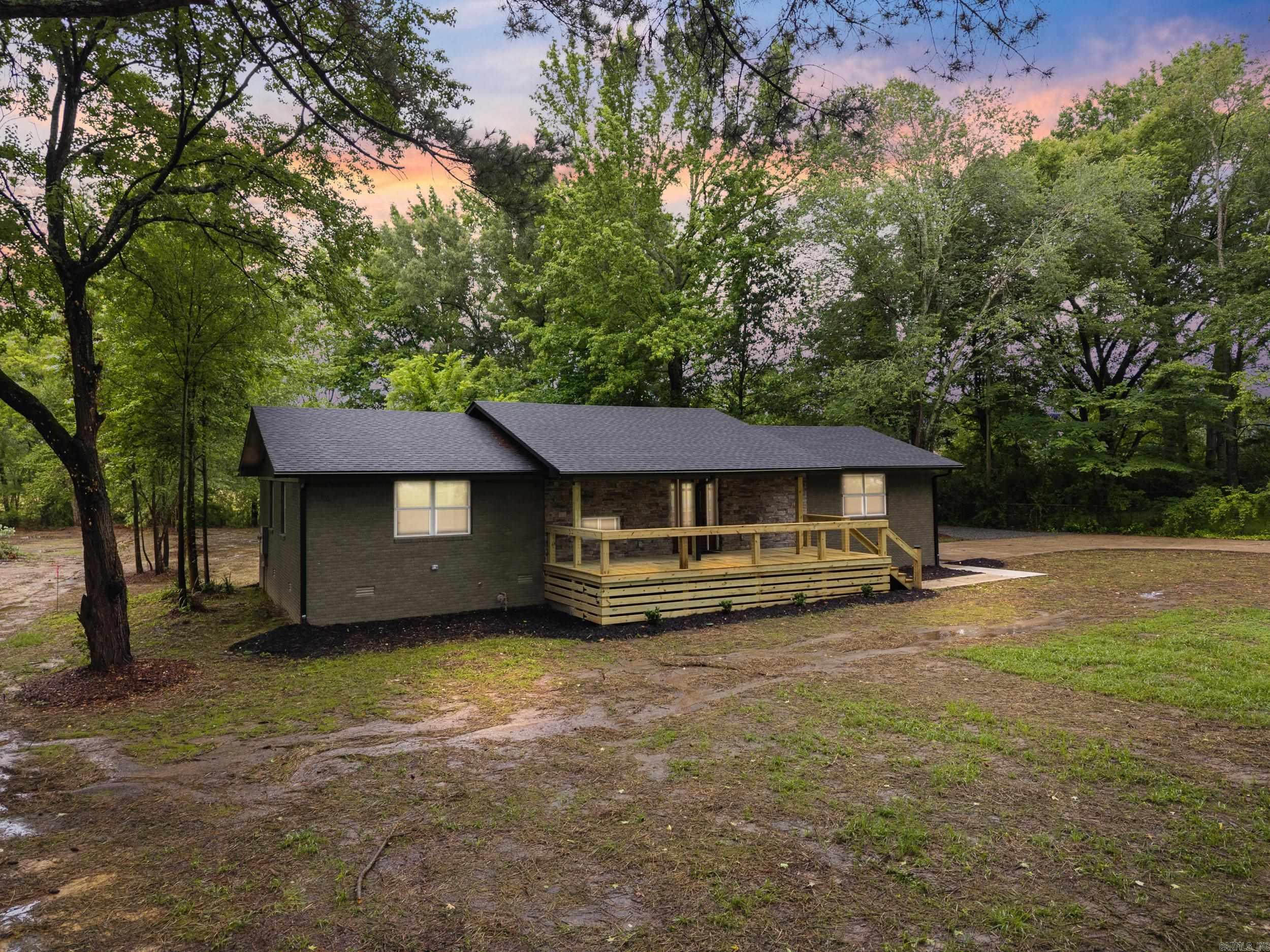 26 W Mobbs  Greenbrier, AR