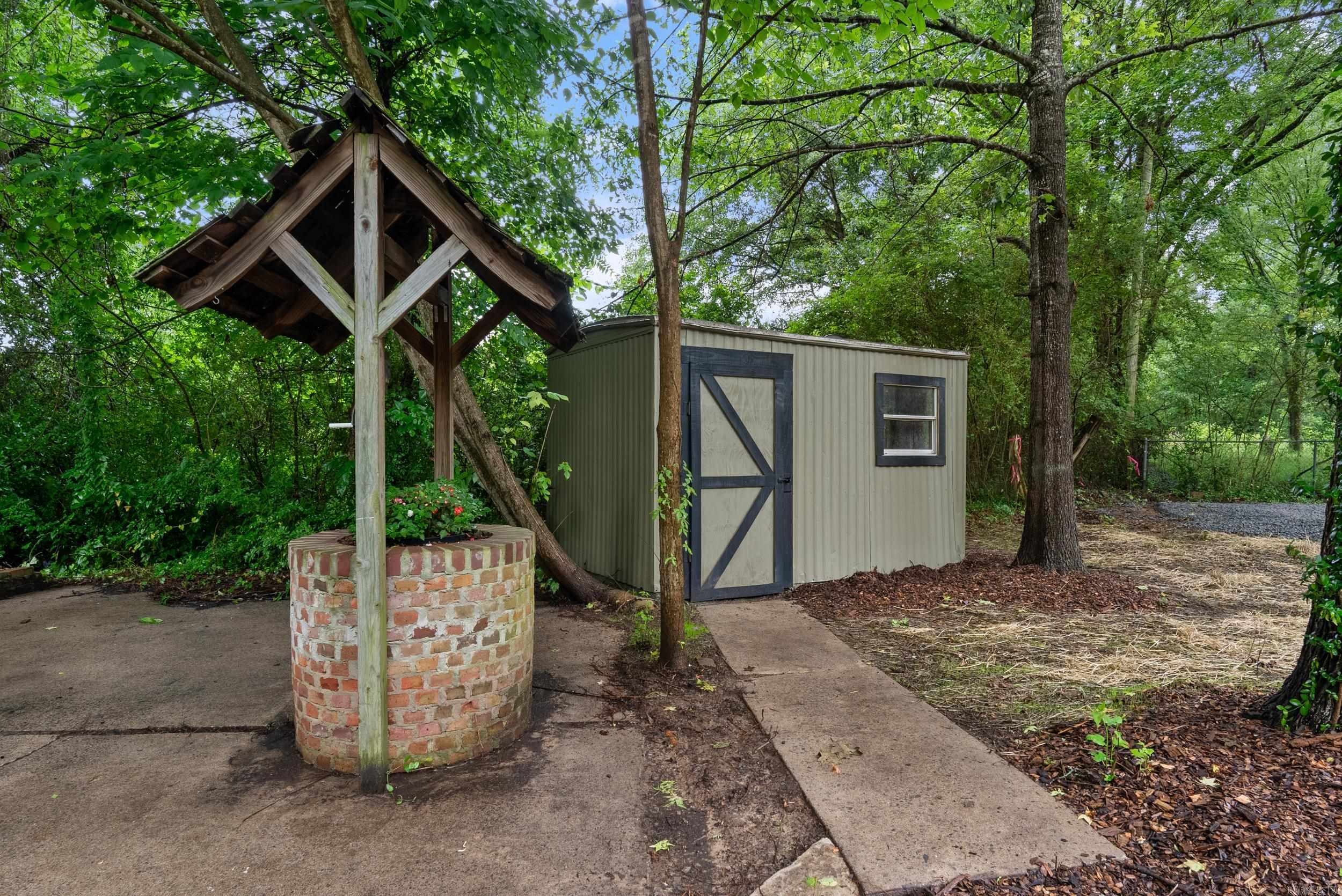 26 W Mobbs  Greenbrier, AR