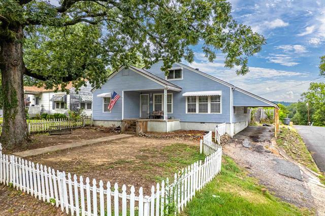 402  Crestwood St  Hot Springs, AR