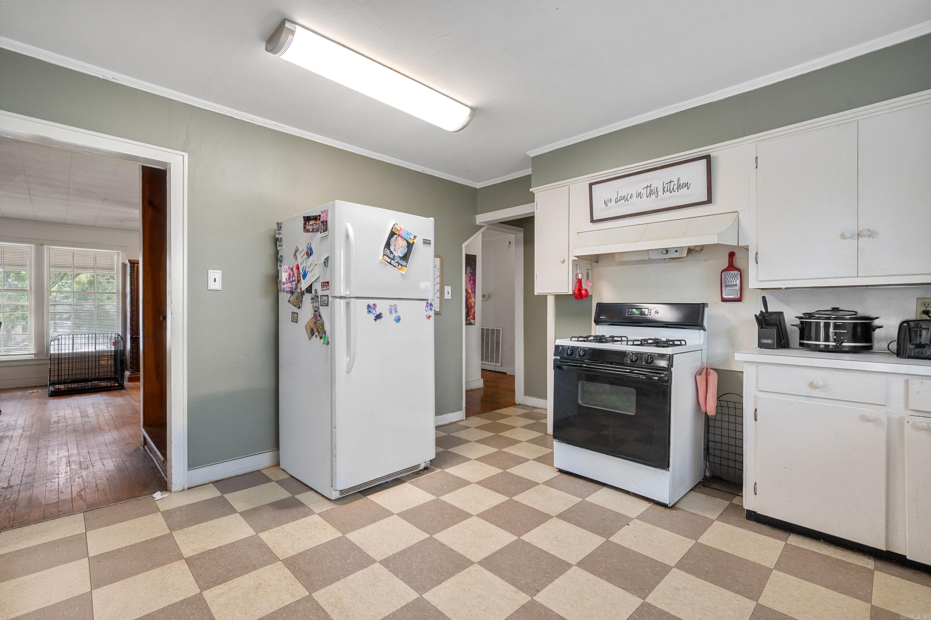 402 Crestwood St  Hot Springs, AR