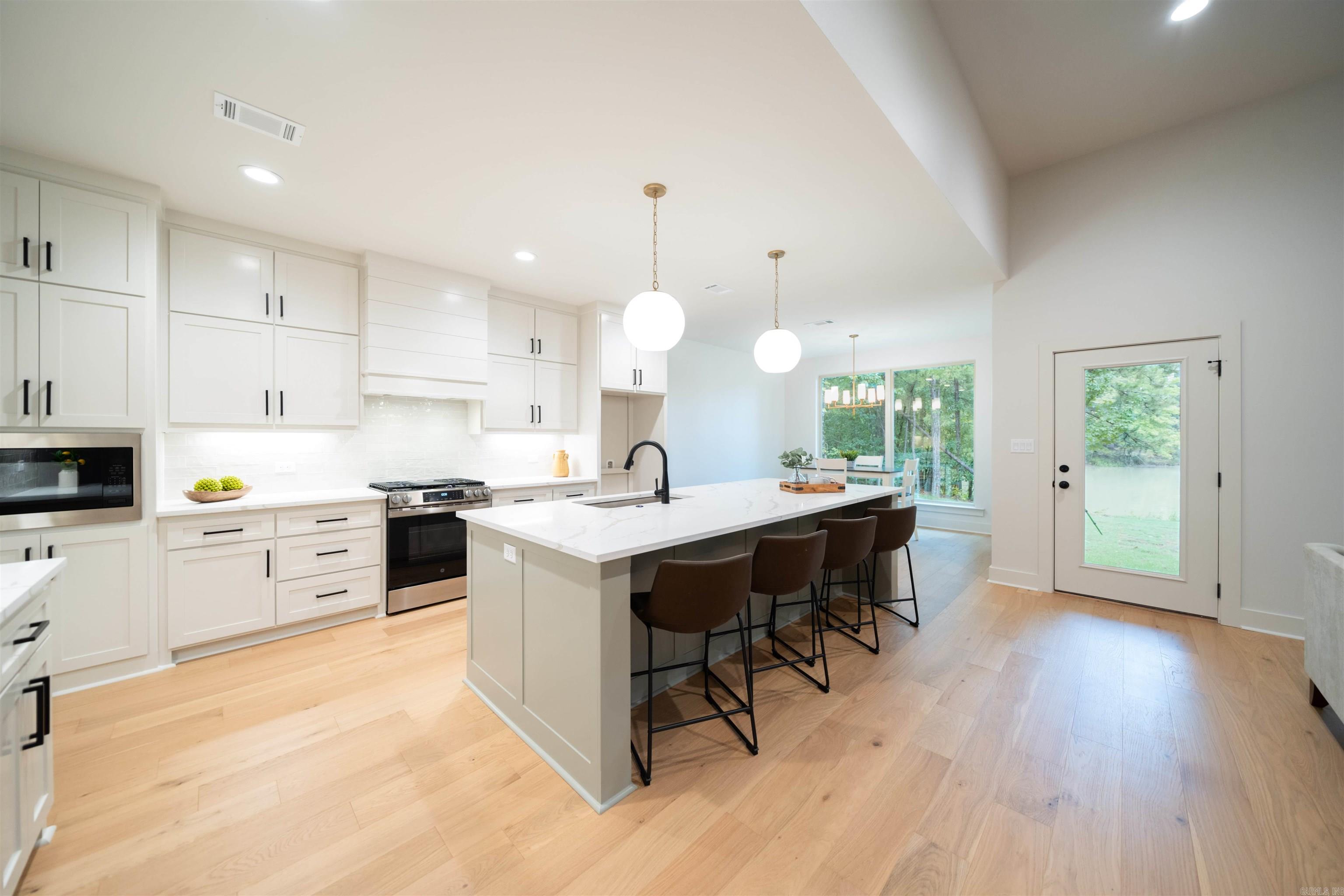 15109 Matterhorn  Maumelle, AR