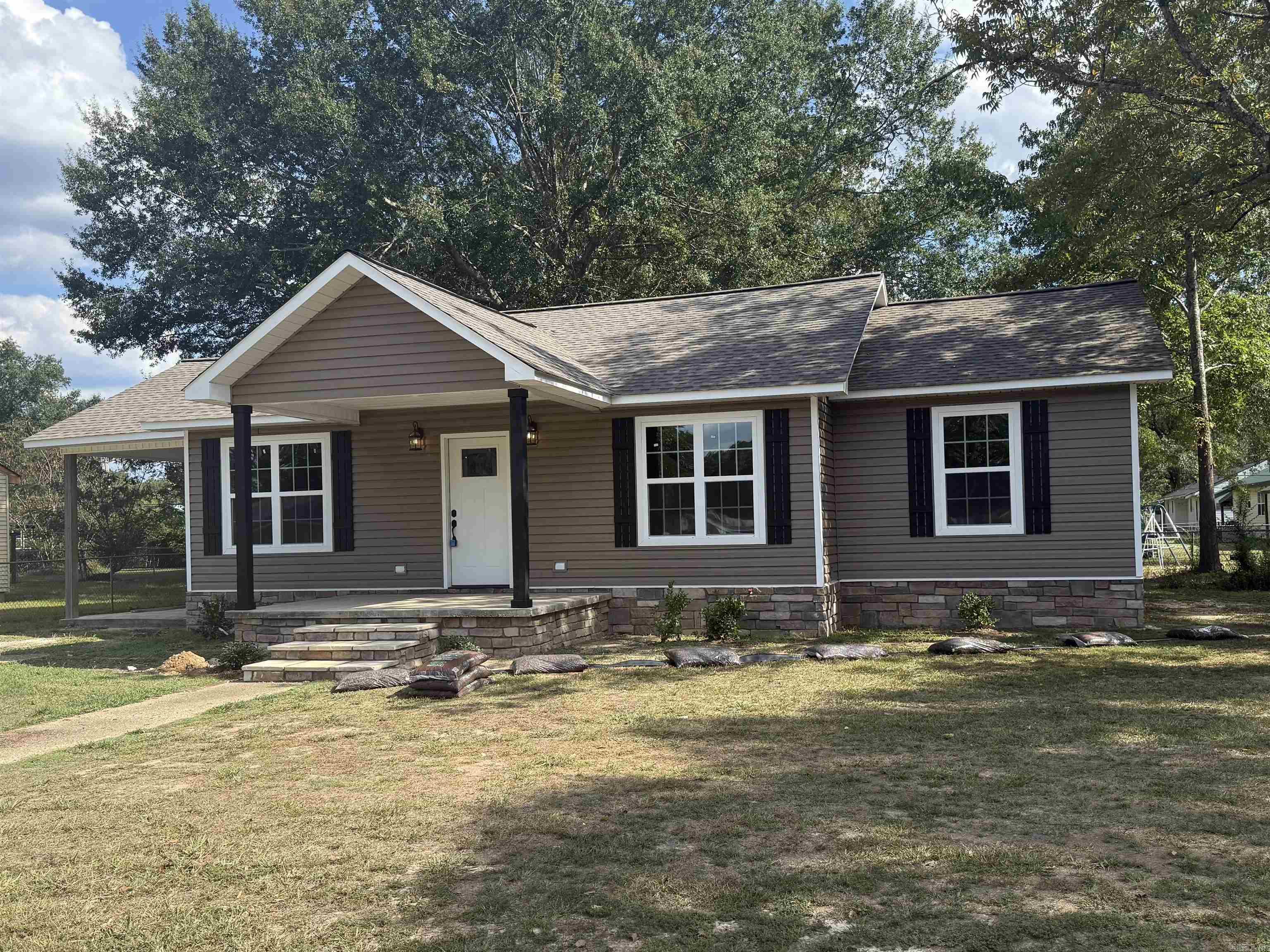 234 E Busbee St  Camden, AR