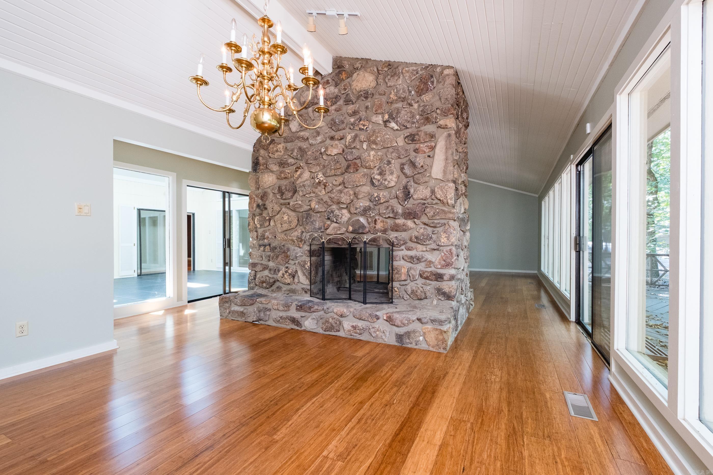 1 Woodberry  Little Rock, AR