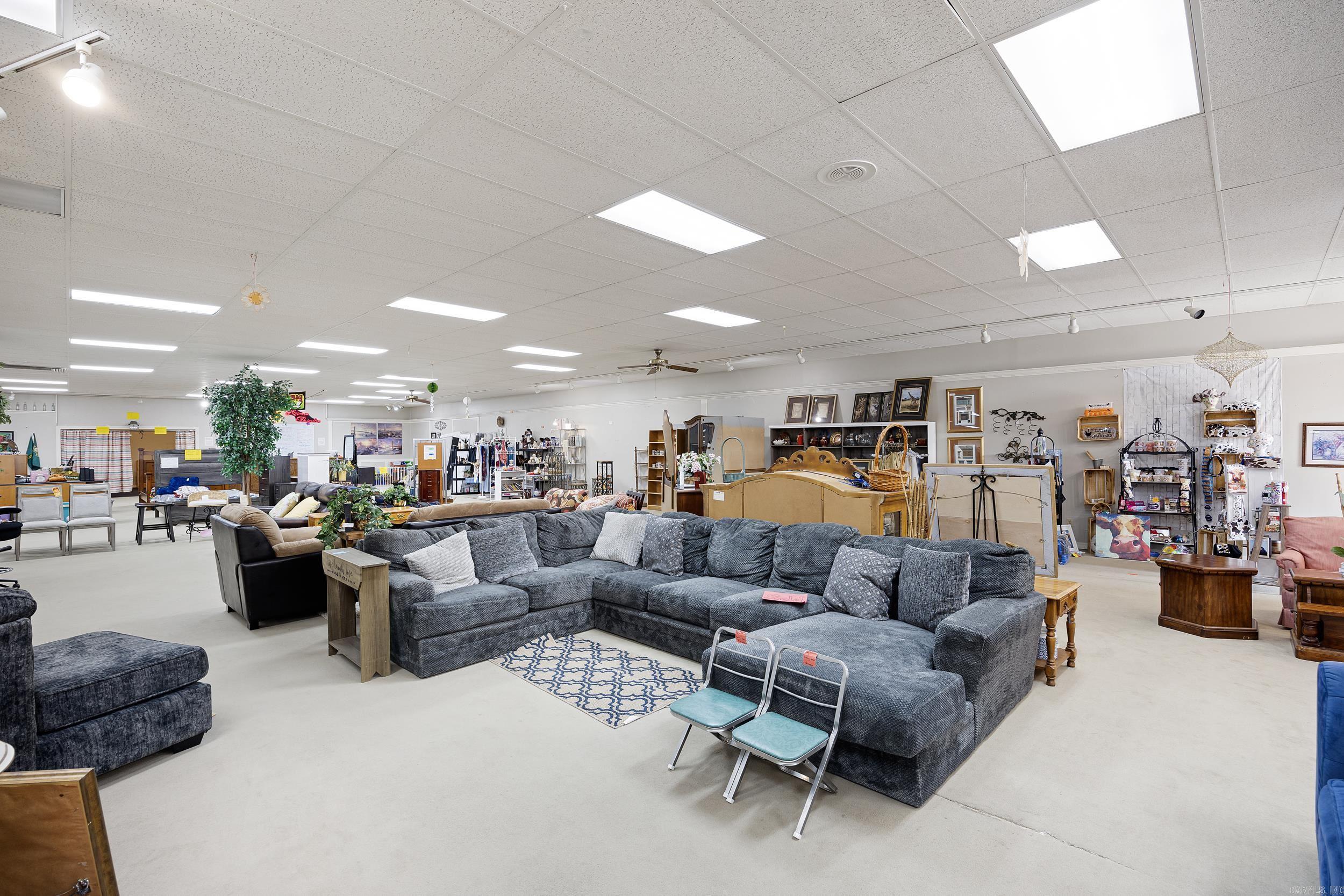 900 S Arkansas Ave  Russellville, AR