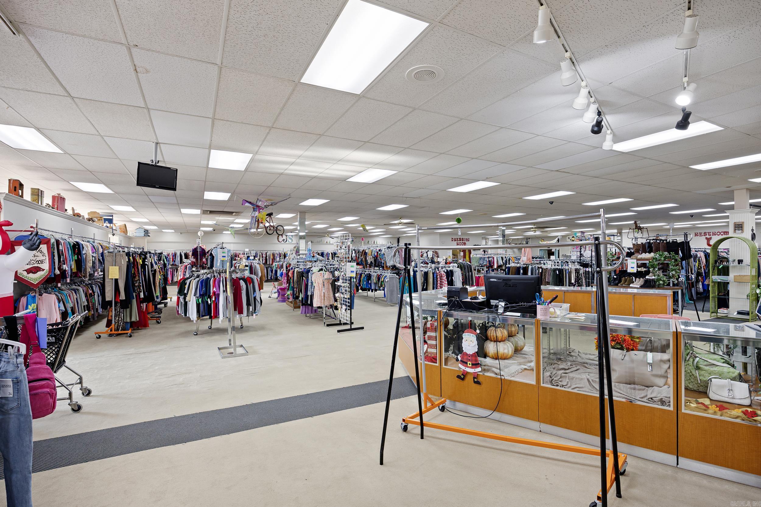 900 S Arkansas Ave  Russellville, AR