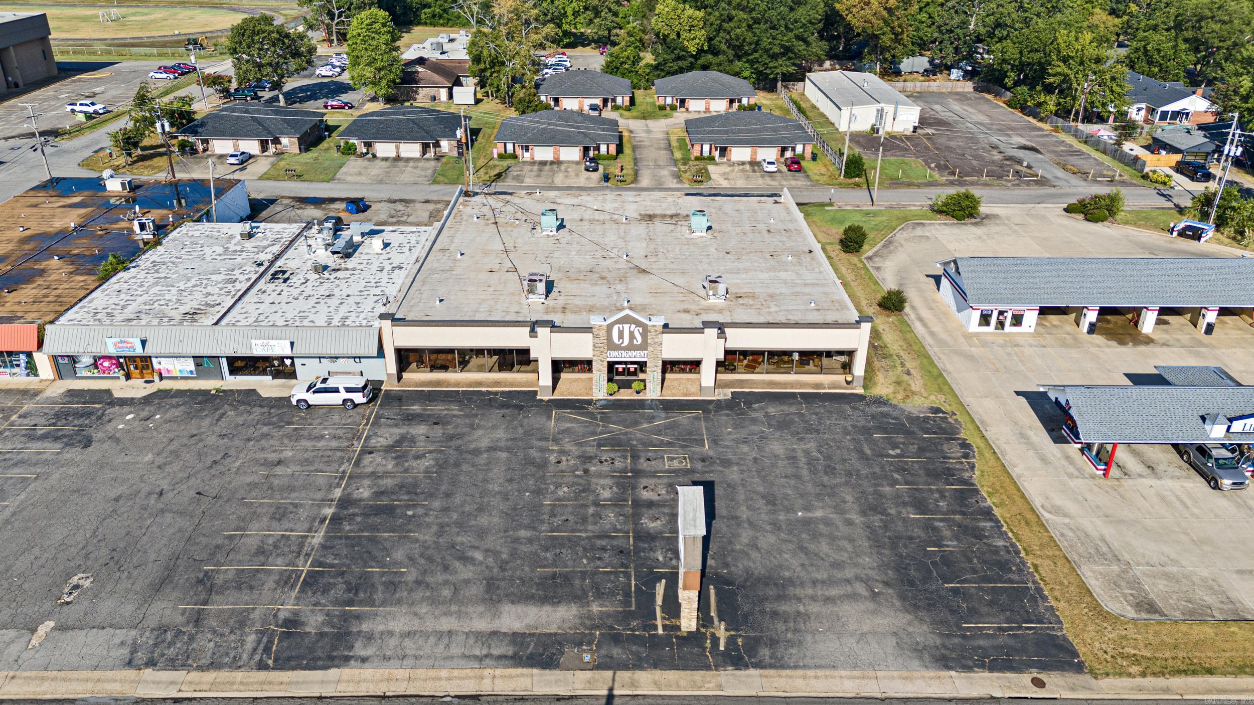 900 S Arkansas Ave  Russellville, AR