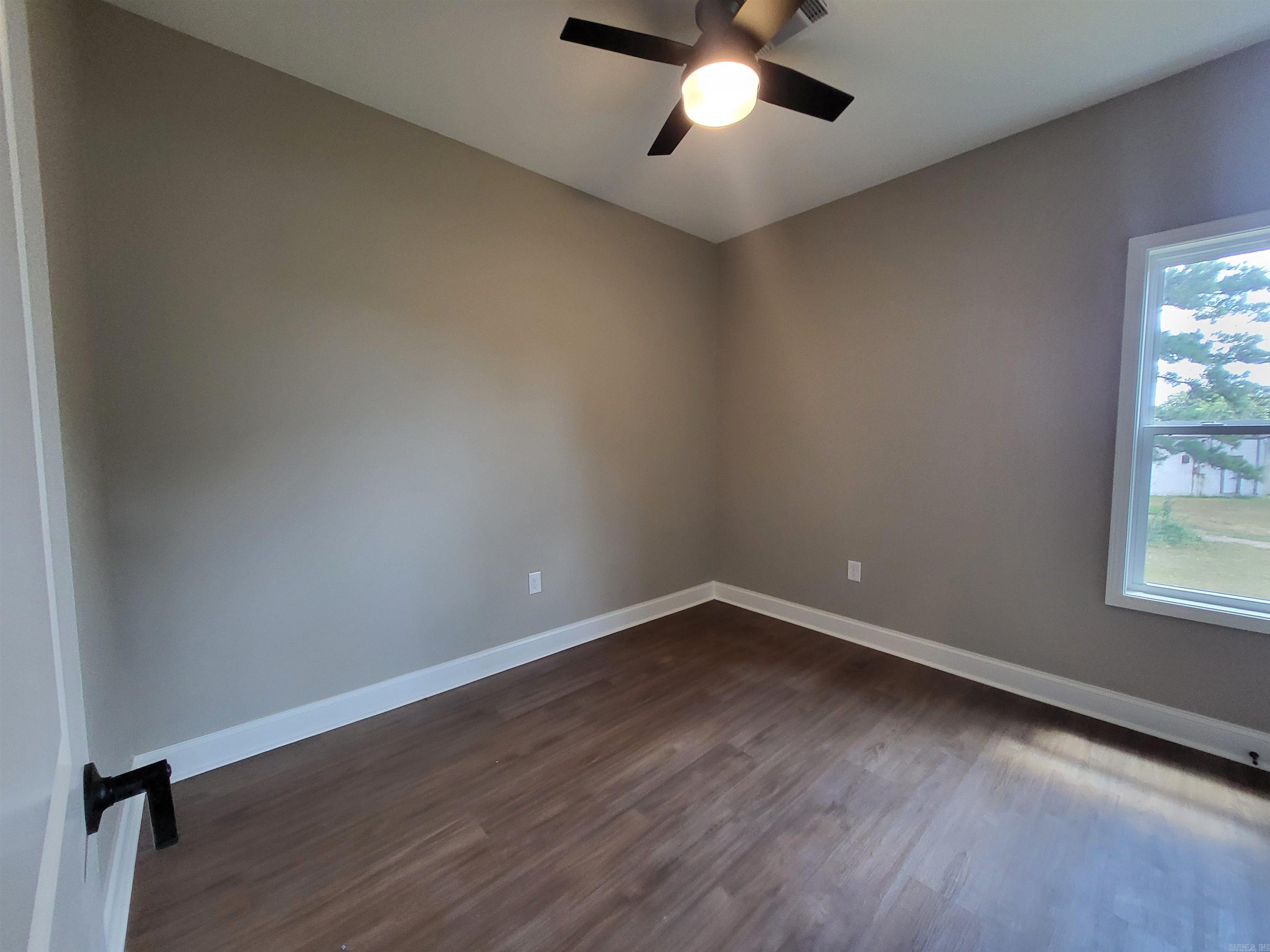 925 N Jeff Davis  Jacksonville, AR