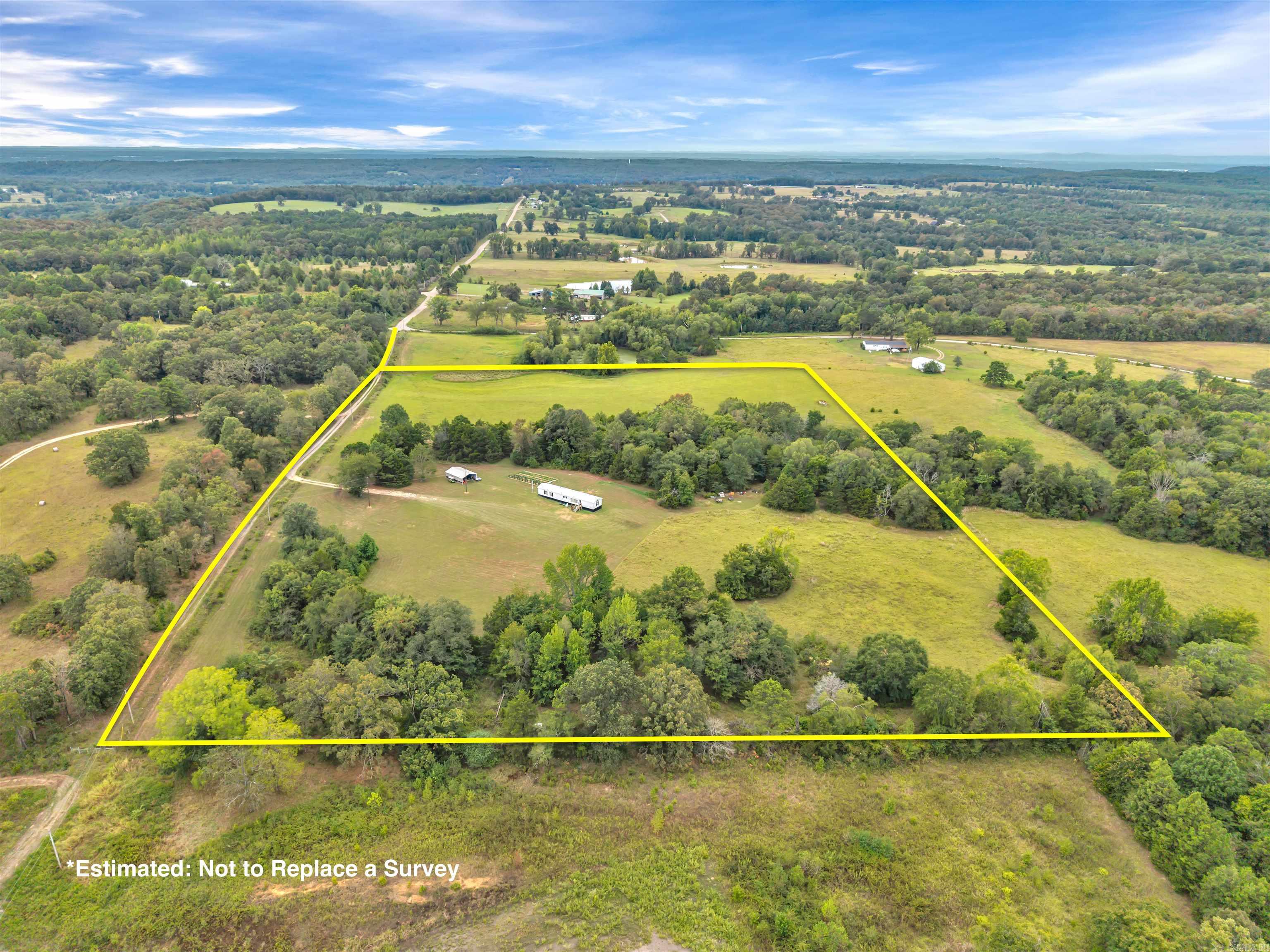 657 Tucker Mountain  Solgohachia, AR