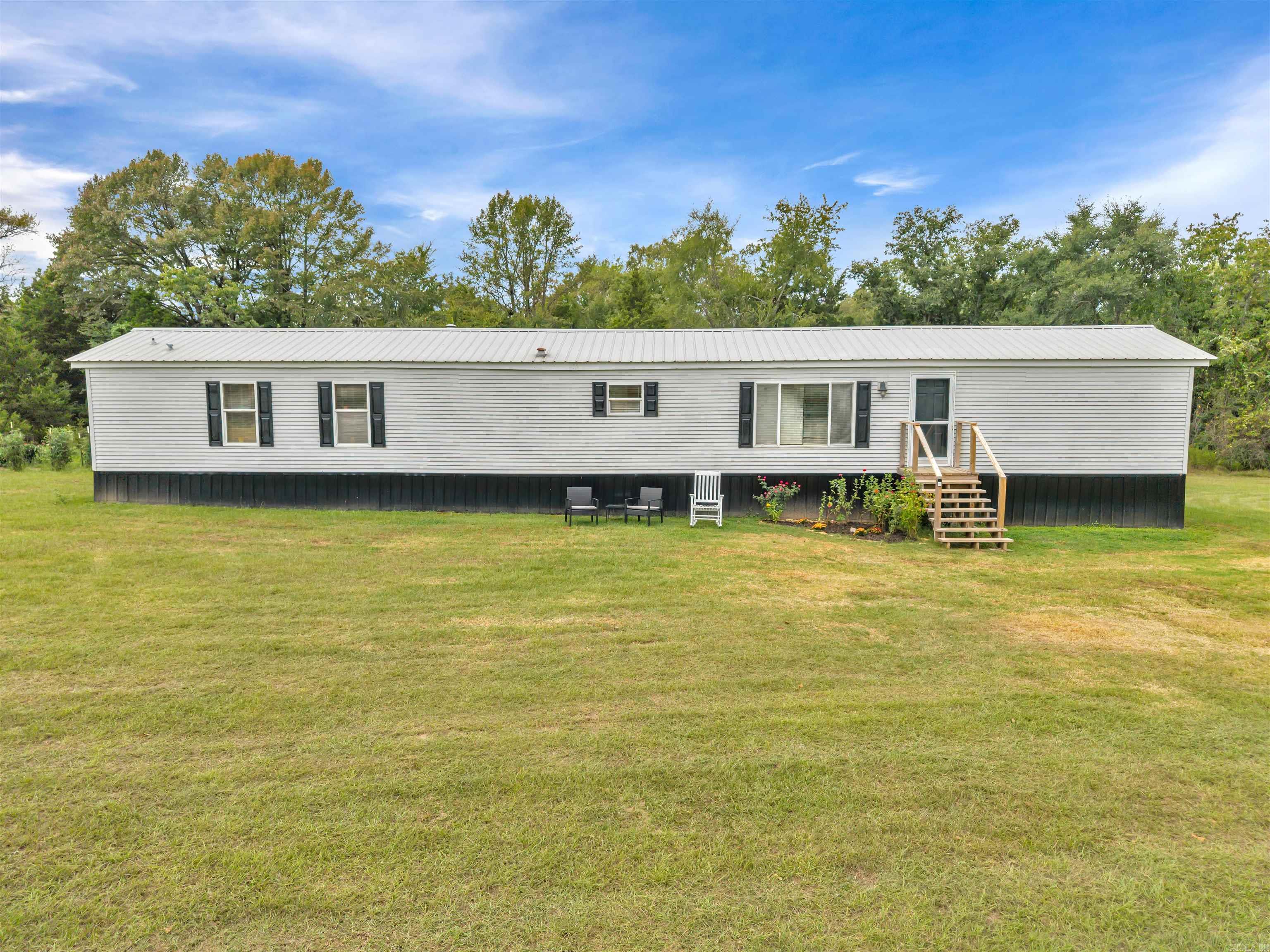 657 Tucker Mountain  Solgohachia, AR
