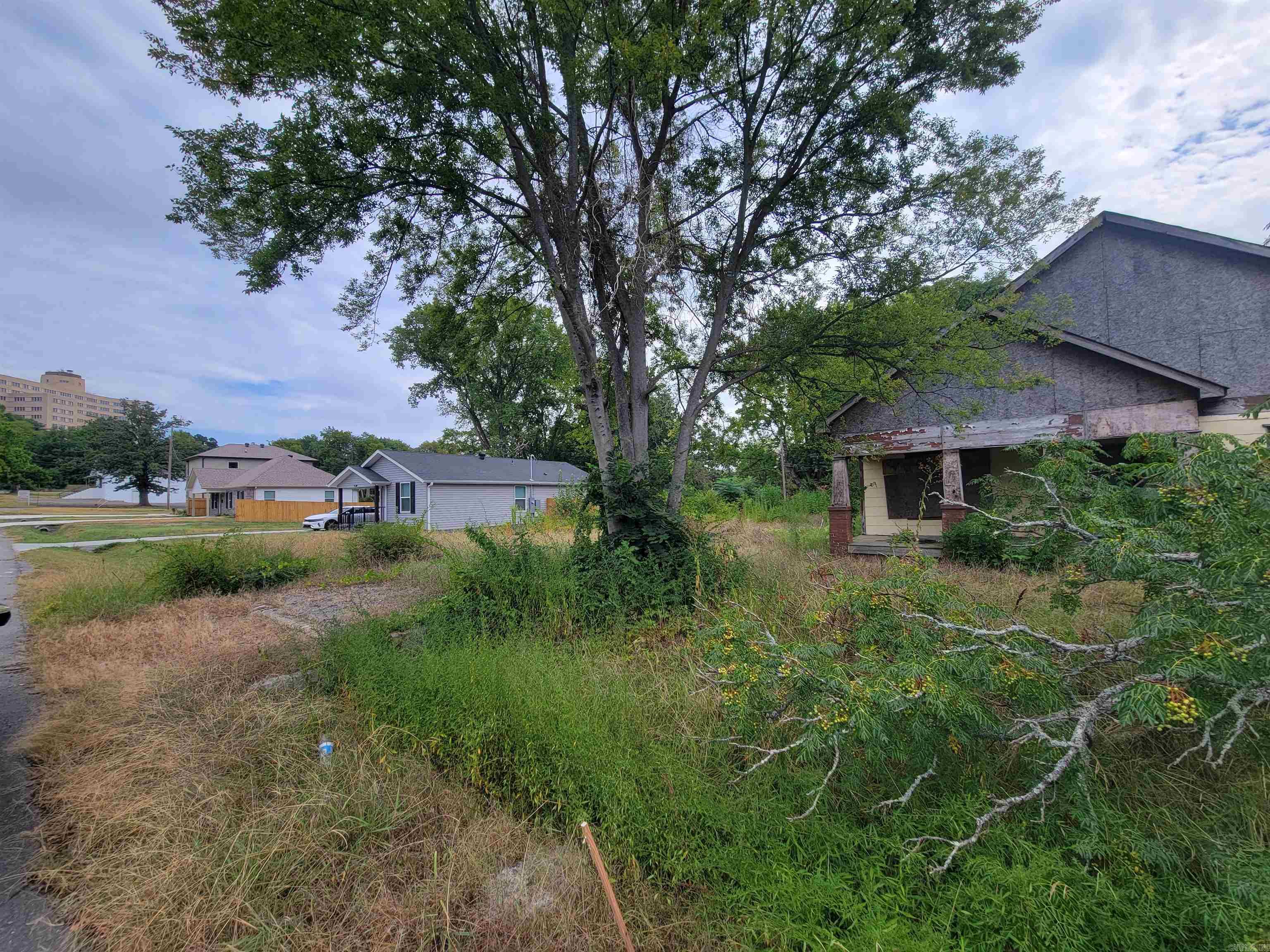 2723 Cumberland  Little Rock, AR