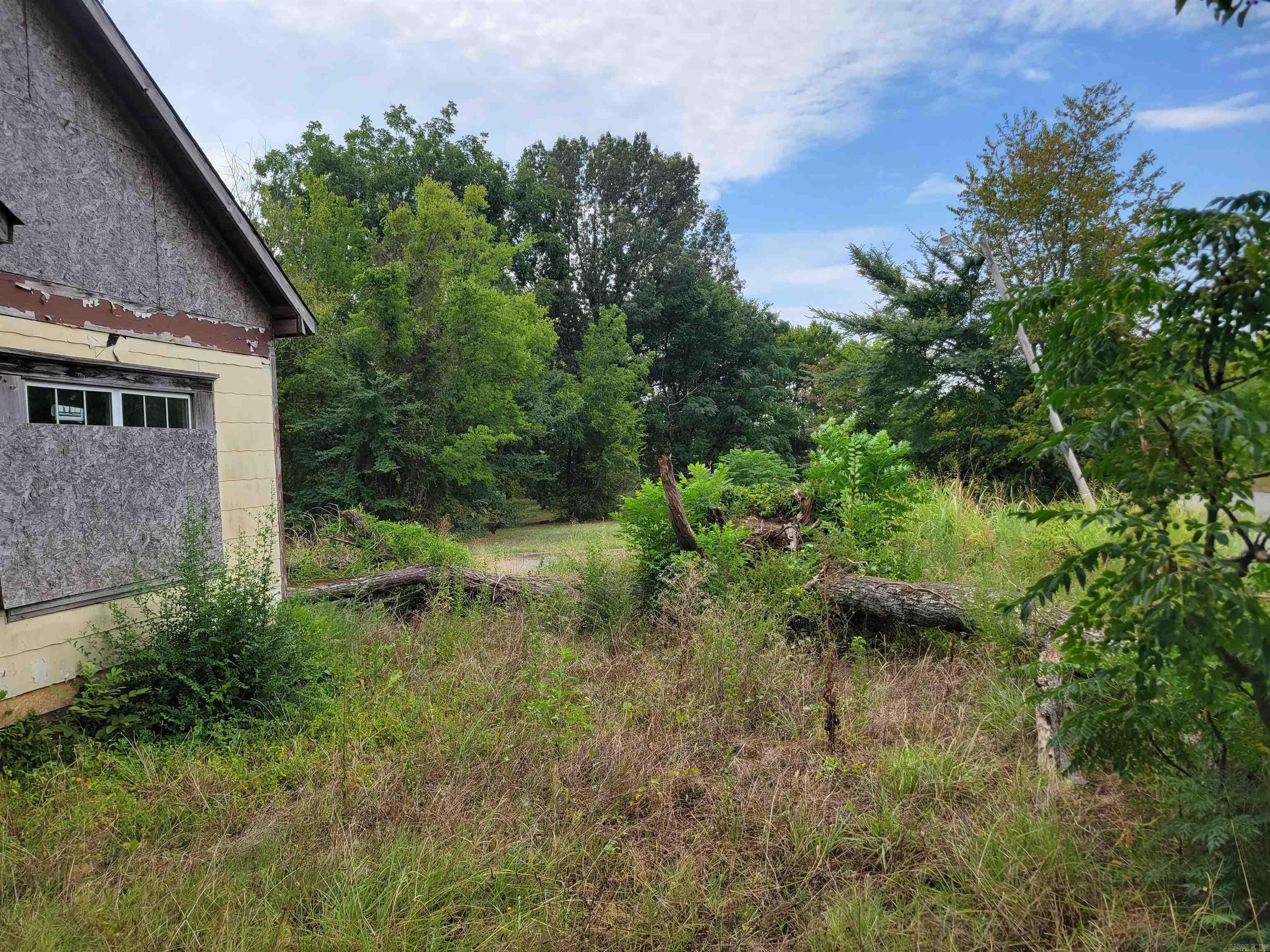 2723 Cumberland  Little Rock, AR