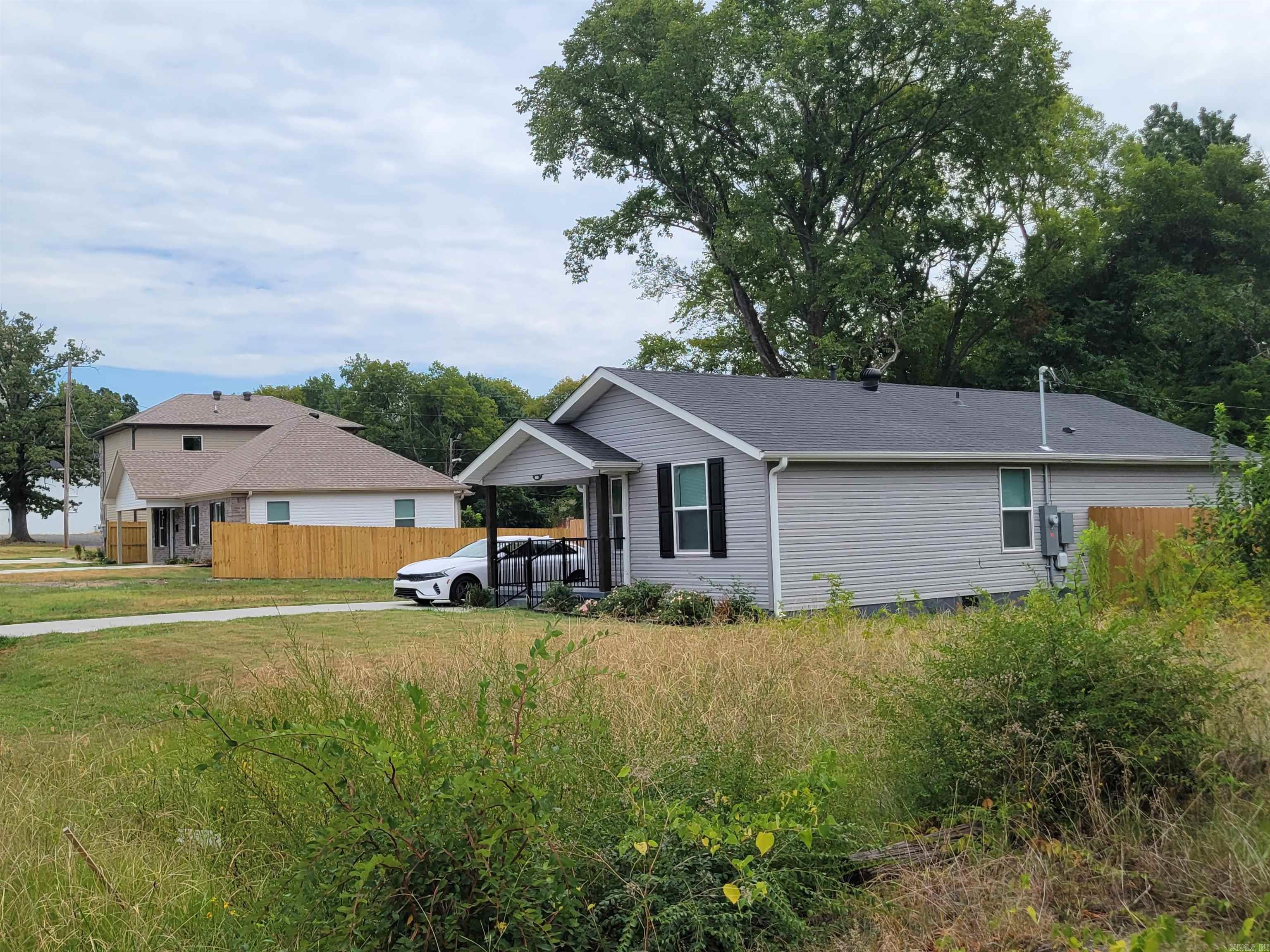 2723 Cumberland  Little Rock, AR