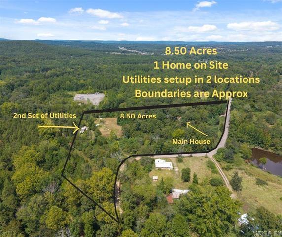 504  Boar Road  Clinton, AR