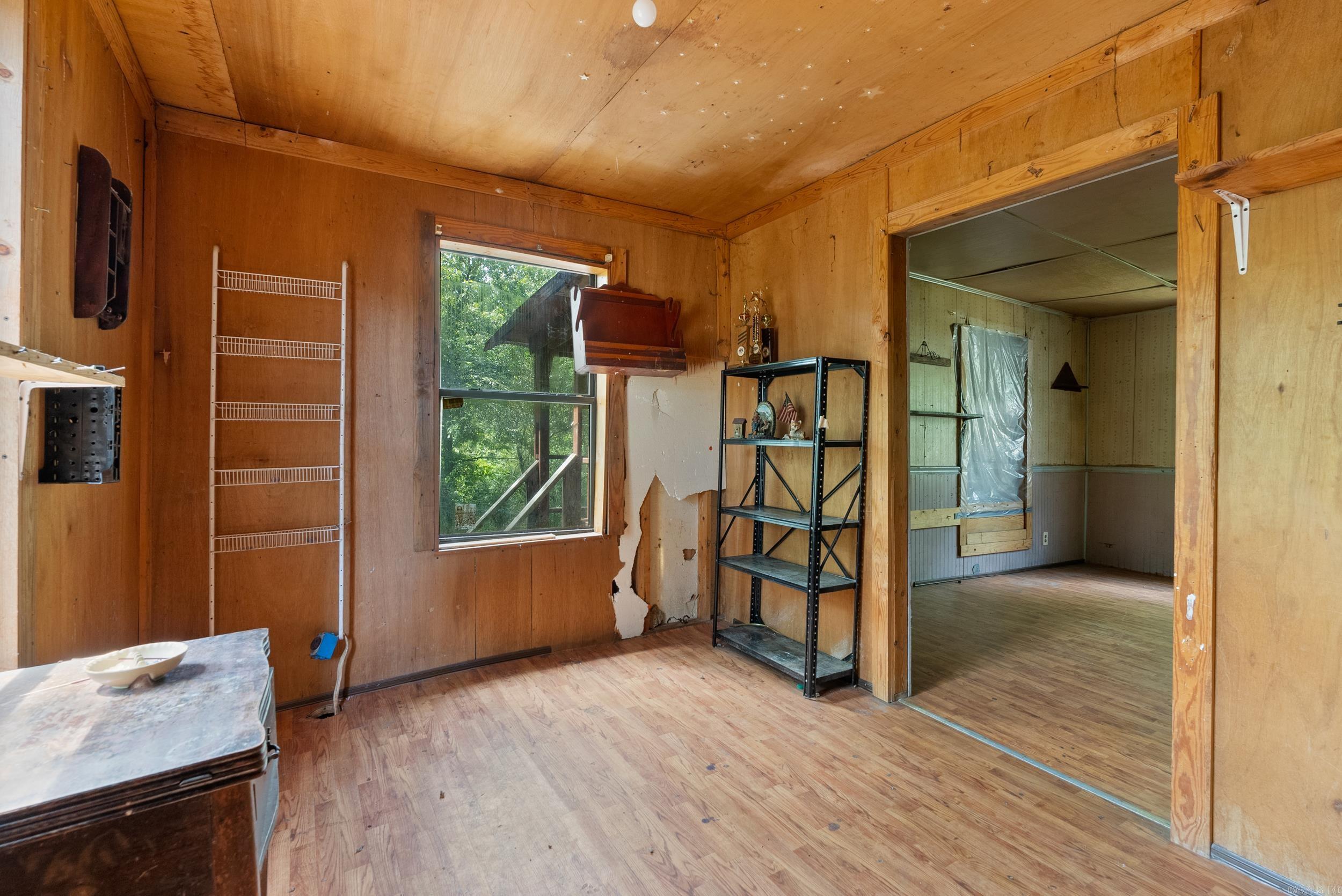 504 Boar Road  Clinton, AR