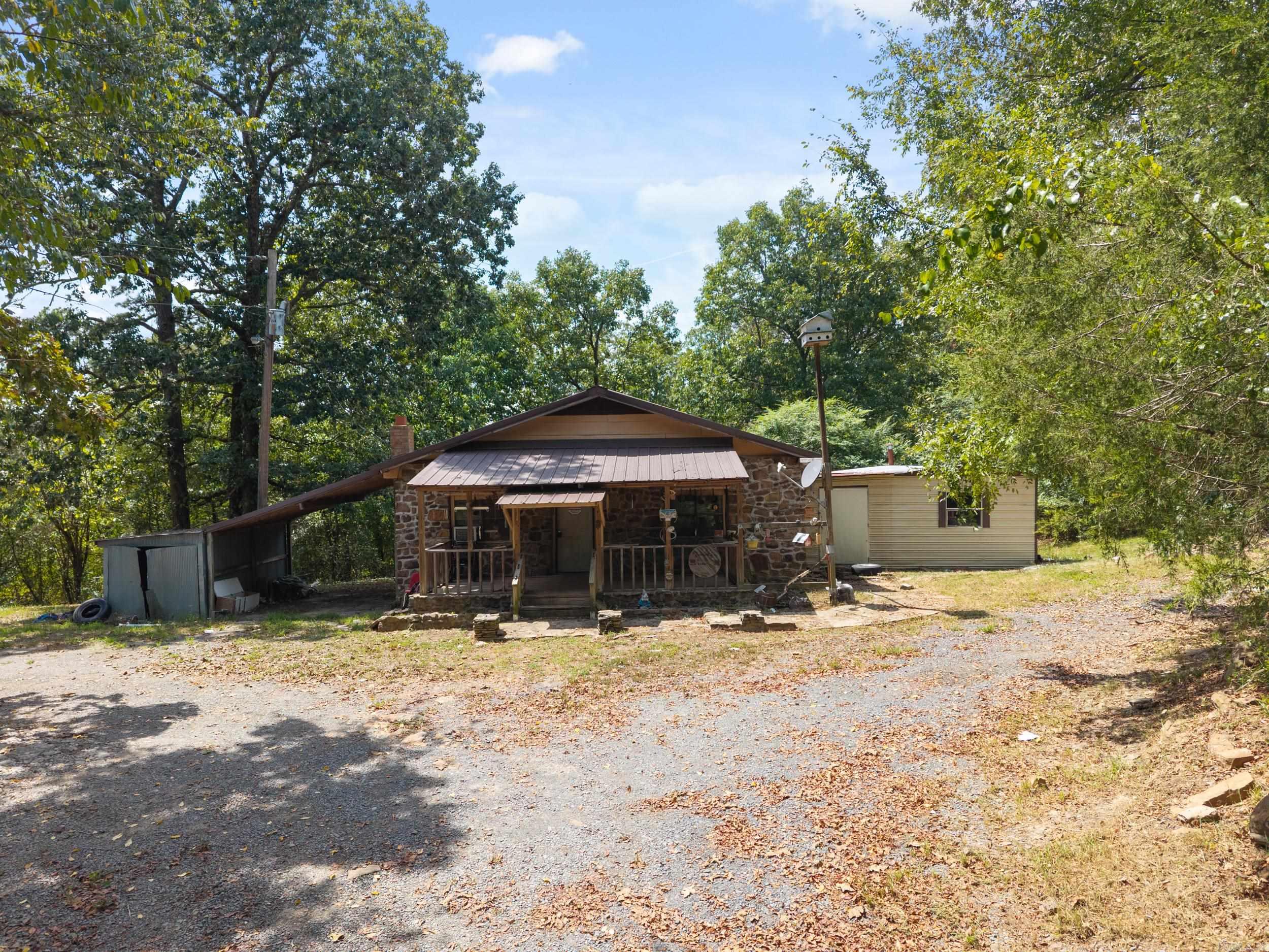 504 Boar Road  Clinton, AR