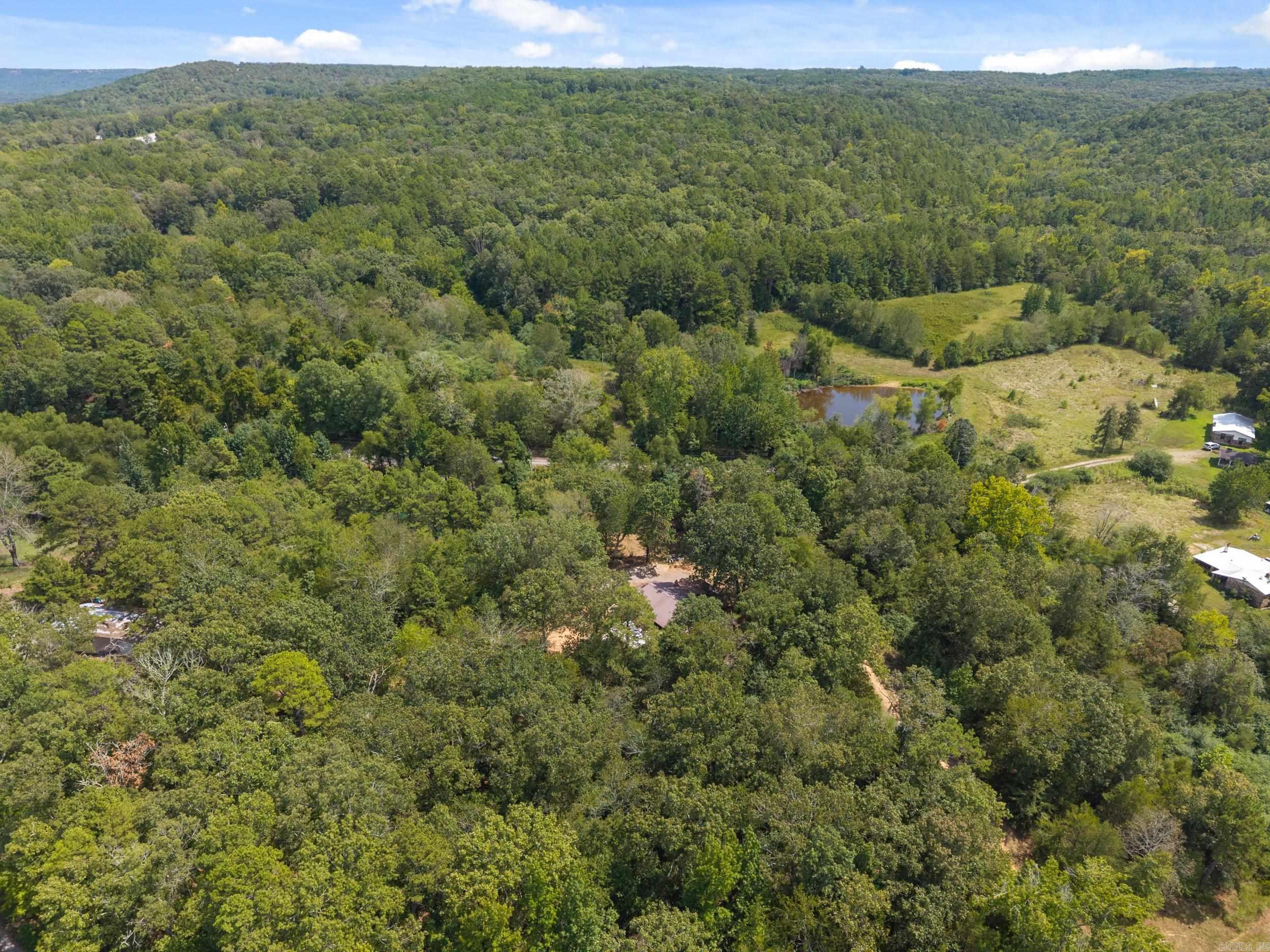 504 Boar Road  Clinton, AR