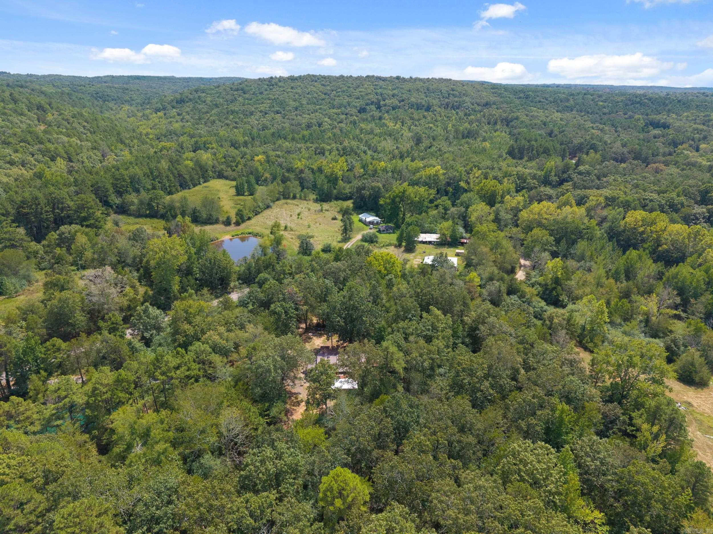 504 Boar Road  Clinton, AR