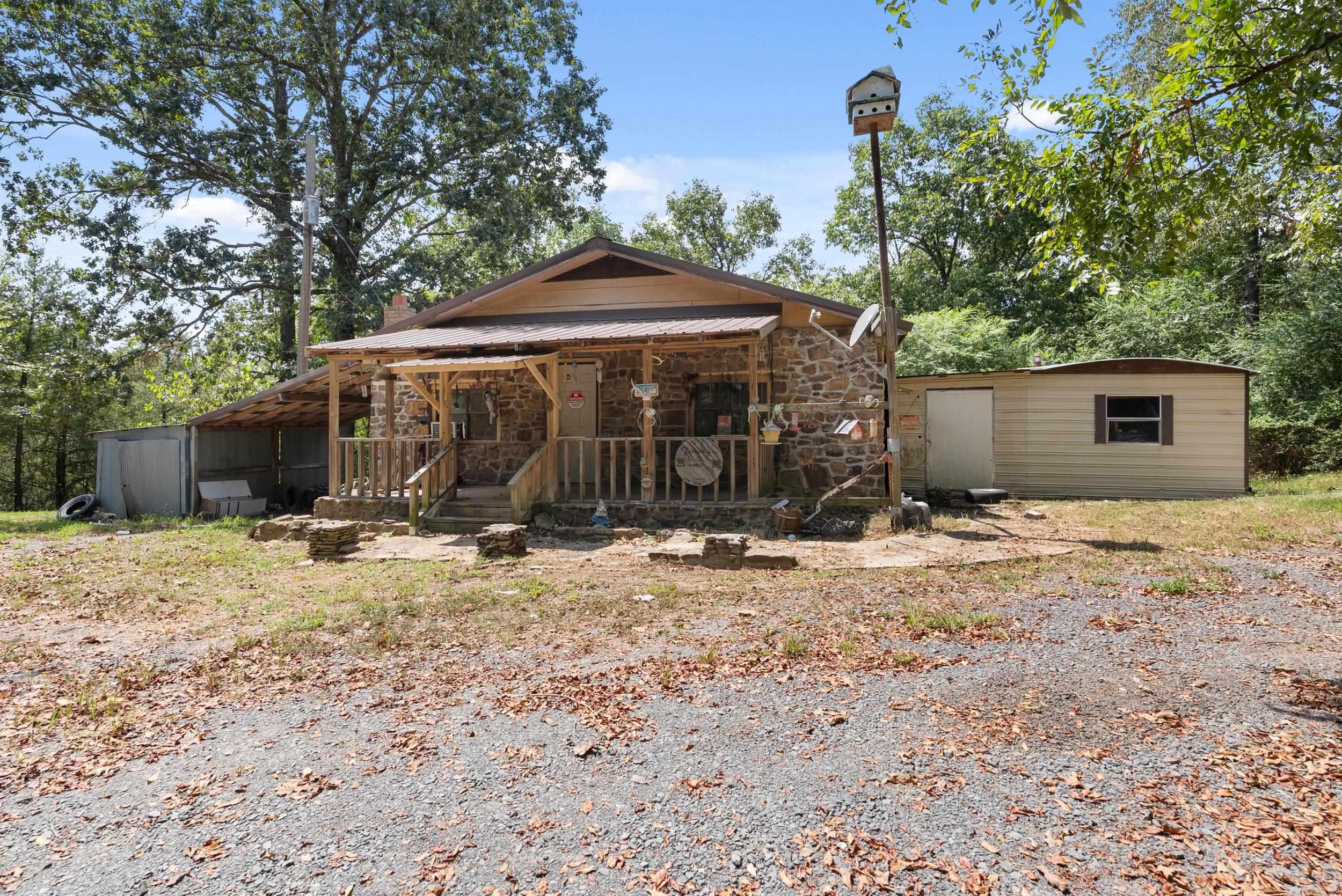 504 Boar Road  Clinton, AR