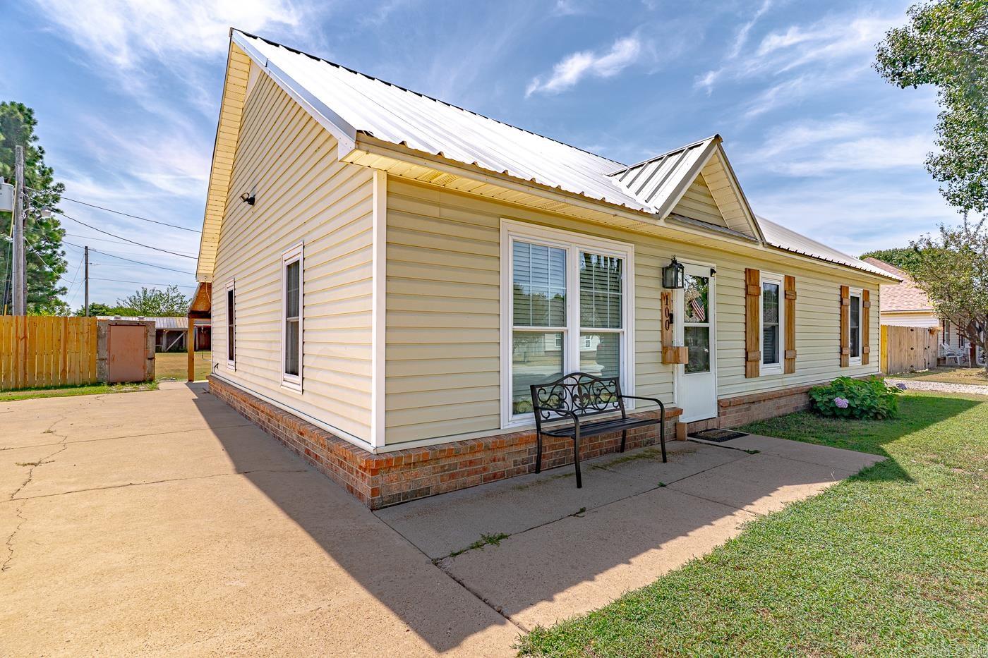100 Gamble Lane  Manila, AR