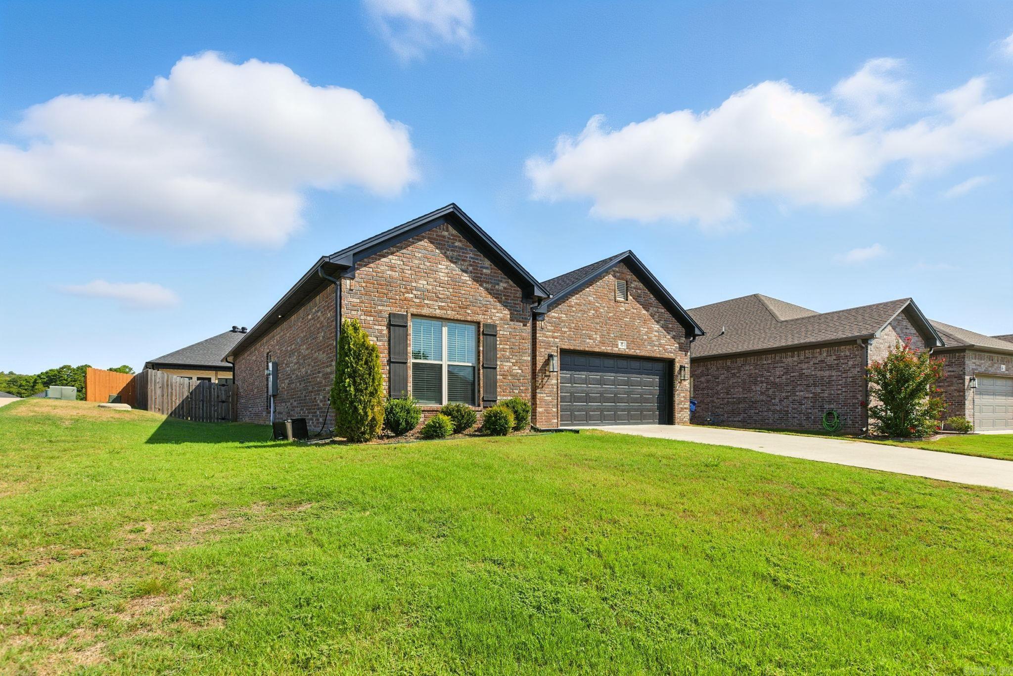 10 Carnahan  Maumelle, AR