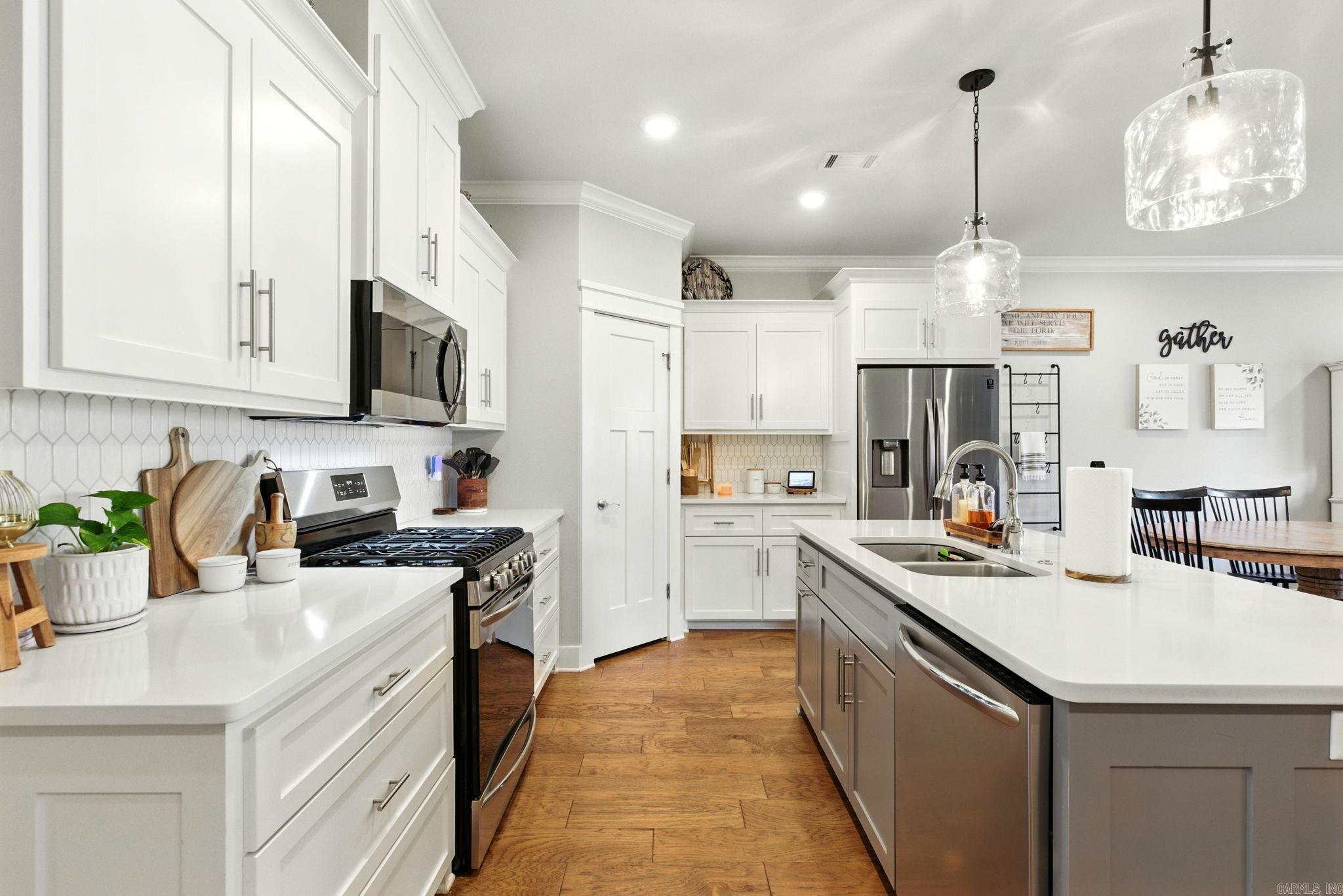 10 Carnahan  Maumelle, AR