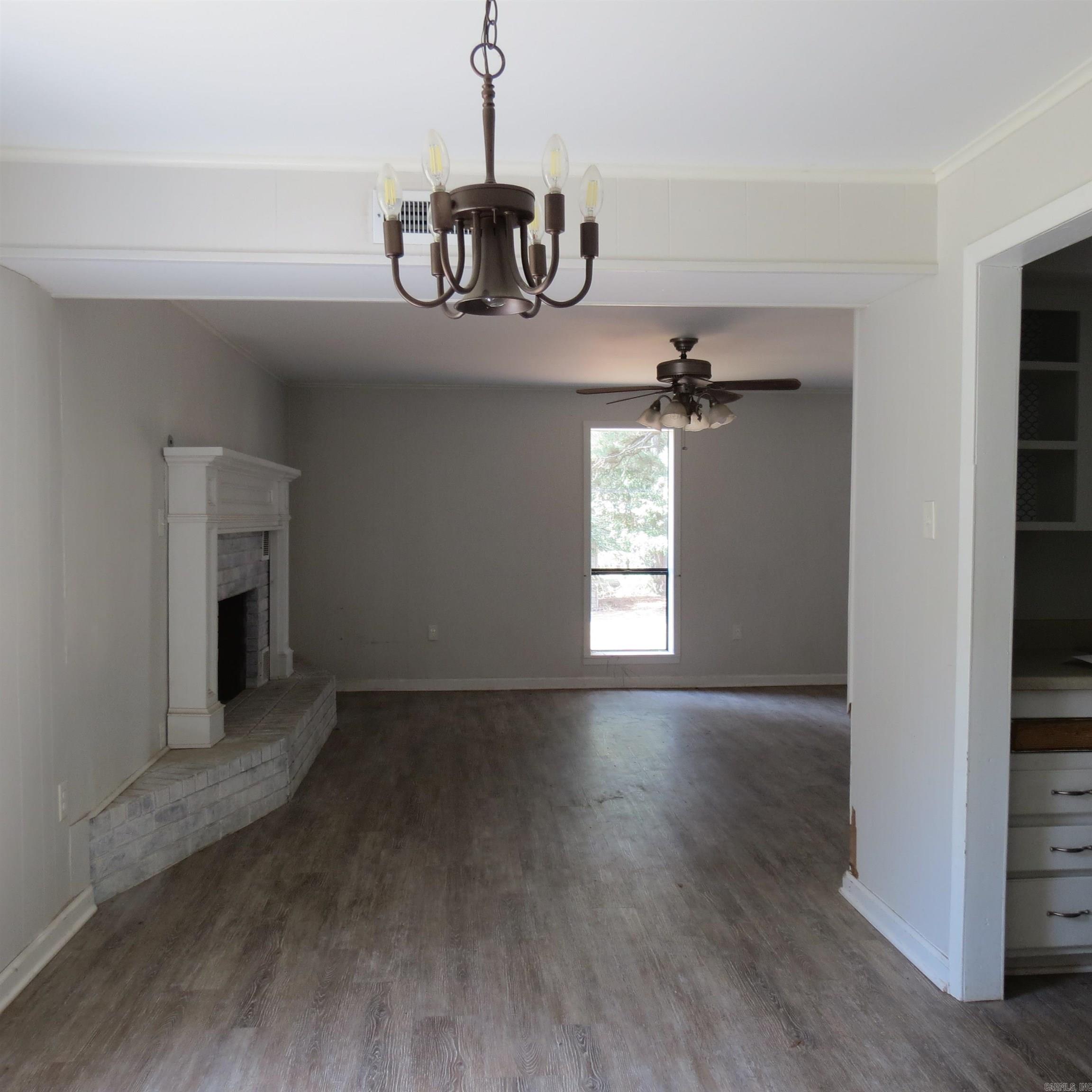723 S Roy  DeWitt, AR