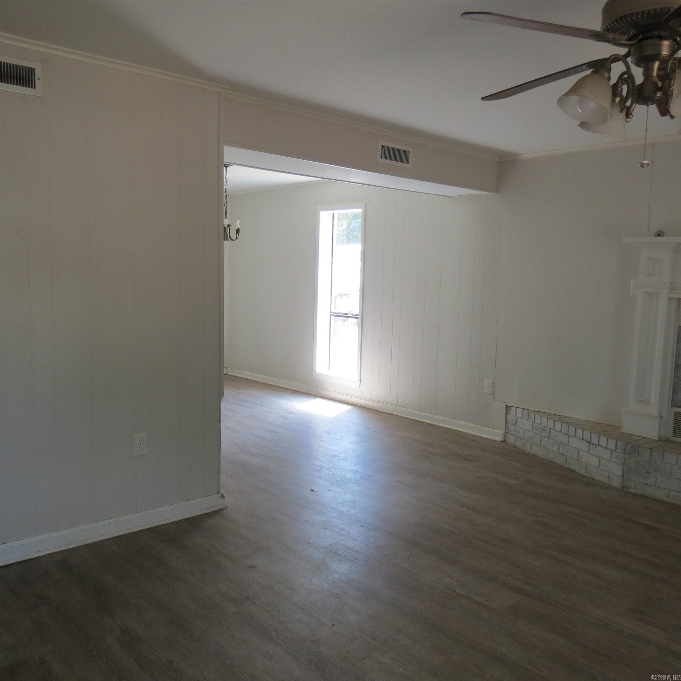 723 S Roy  DeWitt, AR