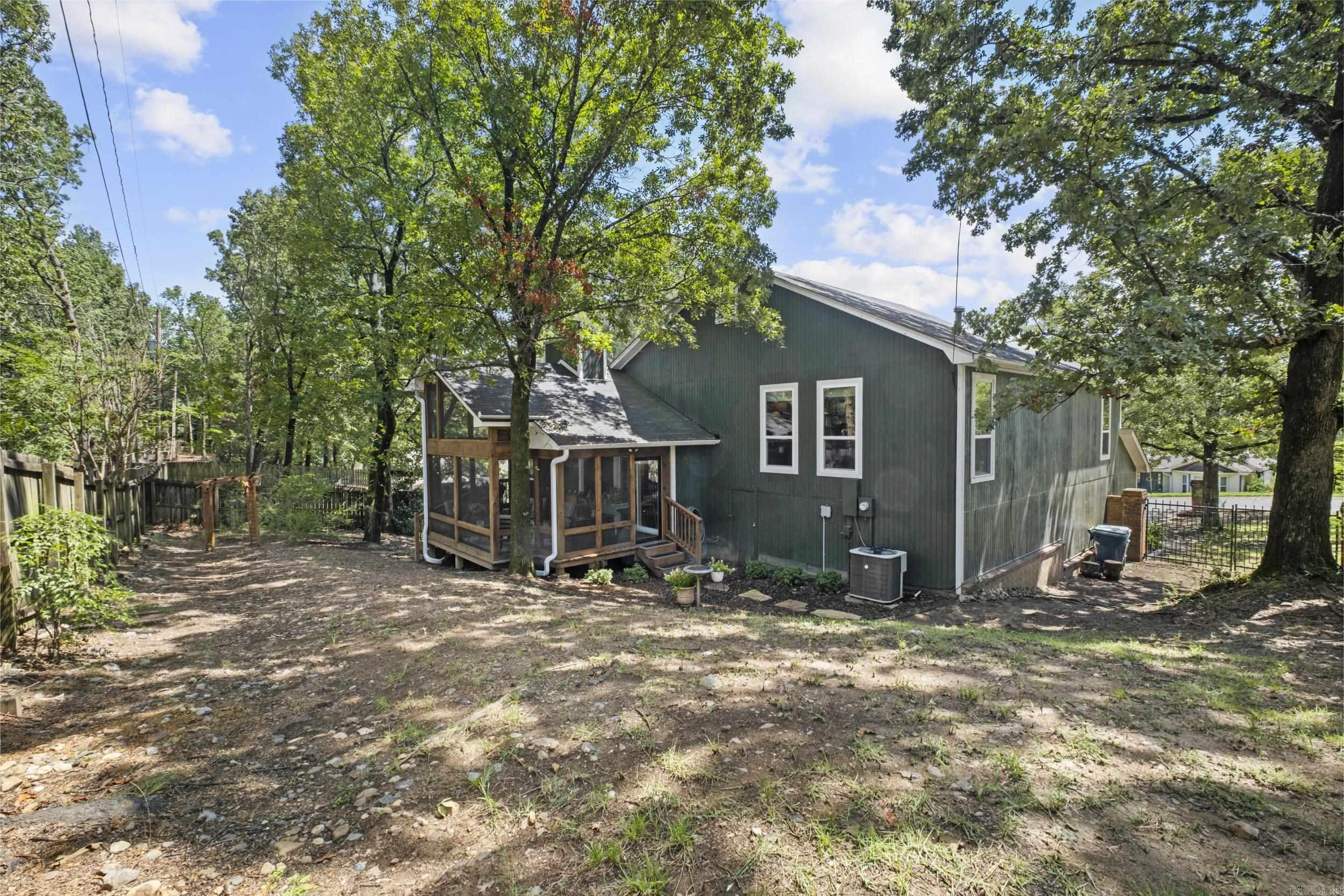 13718 Woodbrook  Little Rock, AR