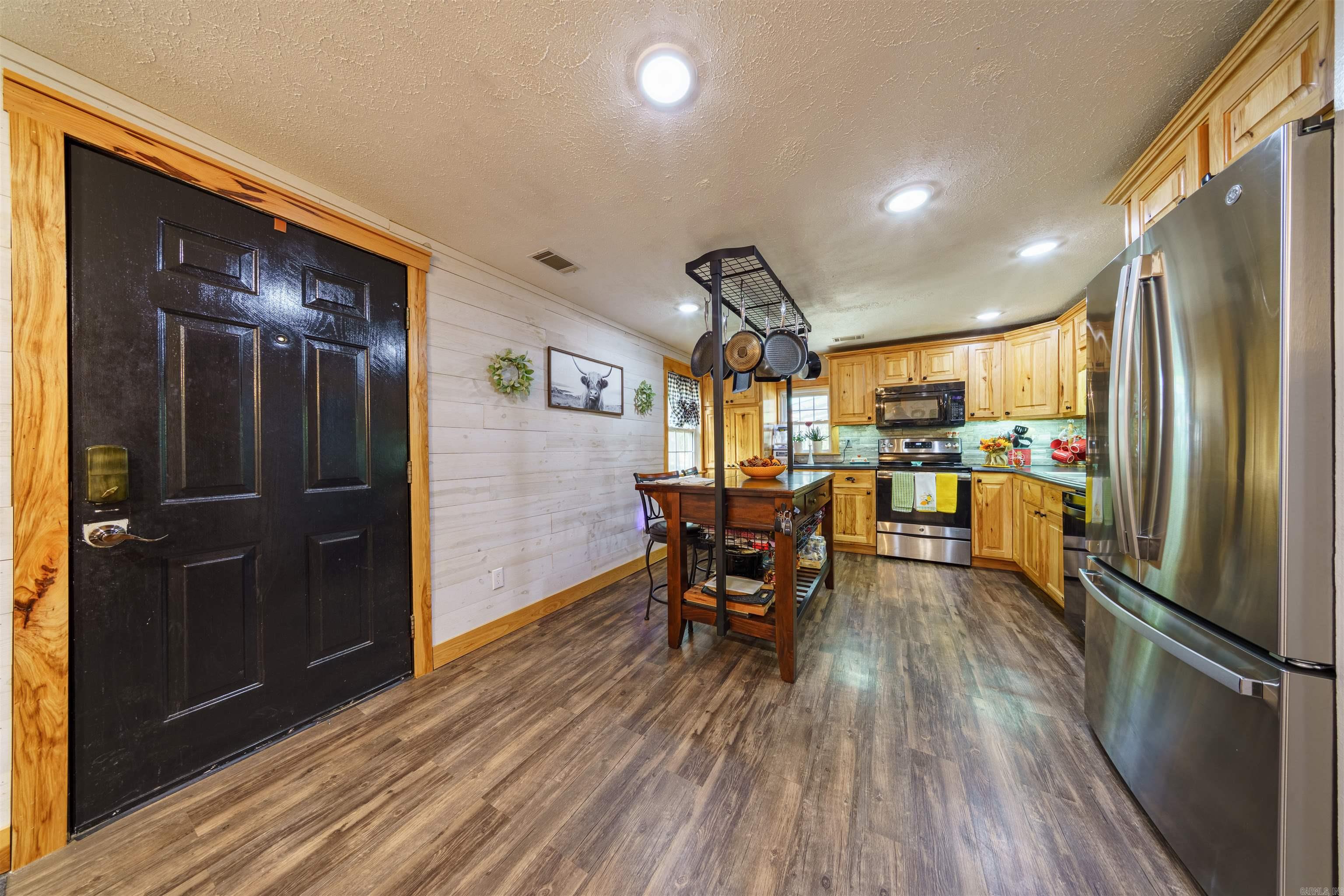 2215 AR Hwy 175  Mammoth Spring, AR