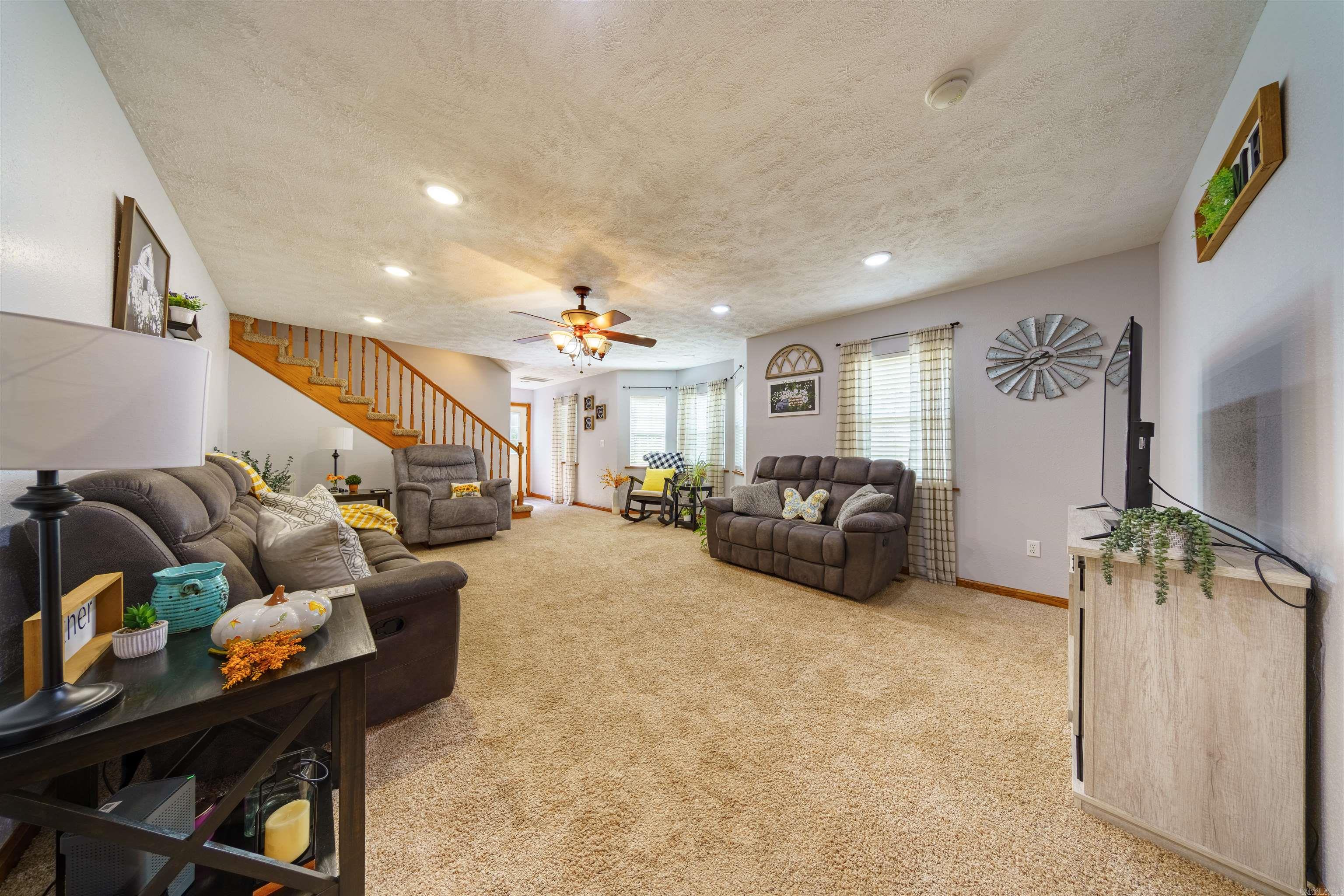 2215 AR Hwy 175  Mammoth Spring, AR