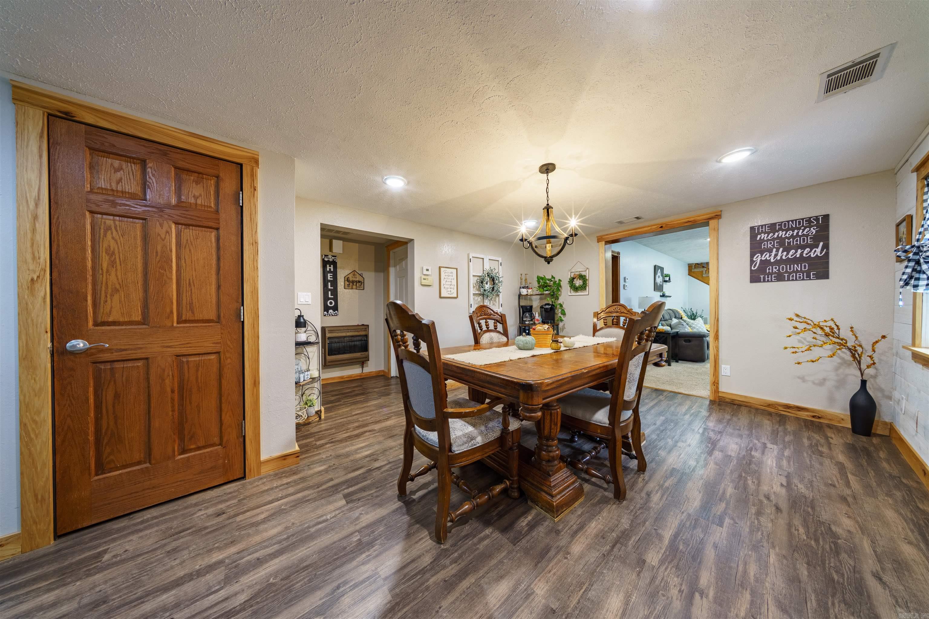 2215 AR Hwy 175  Mammoth Spring, AR