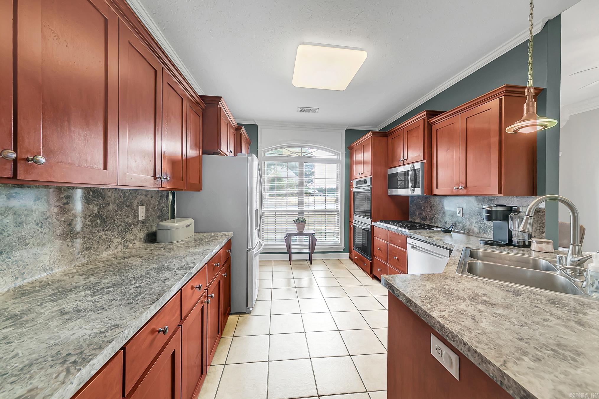 13 Shenandoah  Cabot, AR