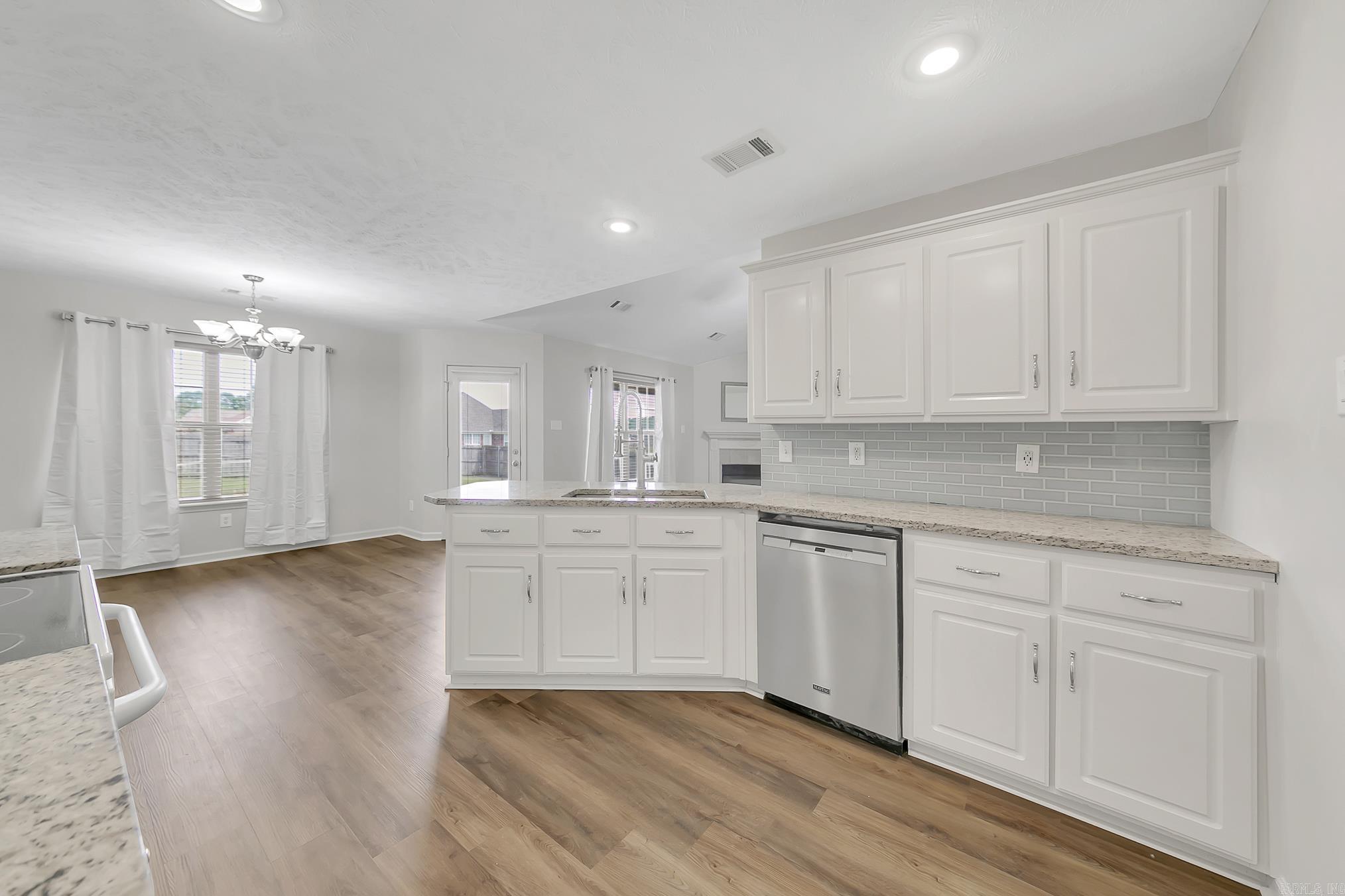 13 Emily  Cabot, AR