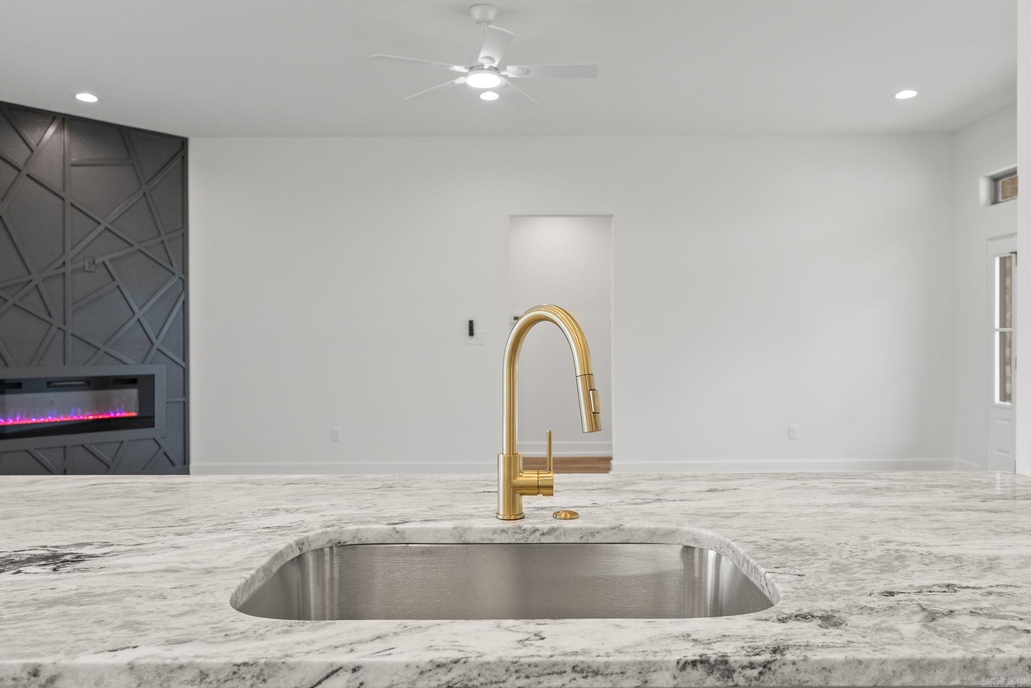 69 Summer Sky Drive  Greenbrier, AR