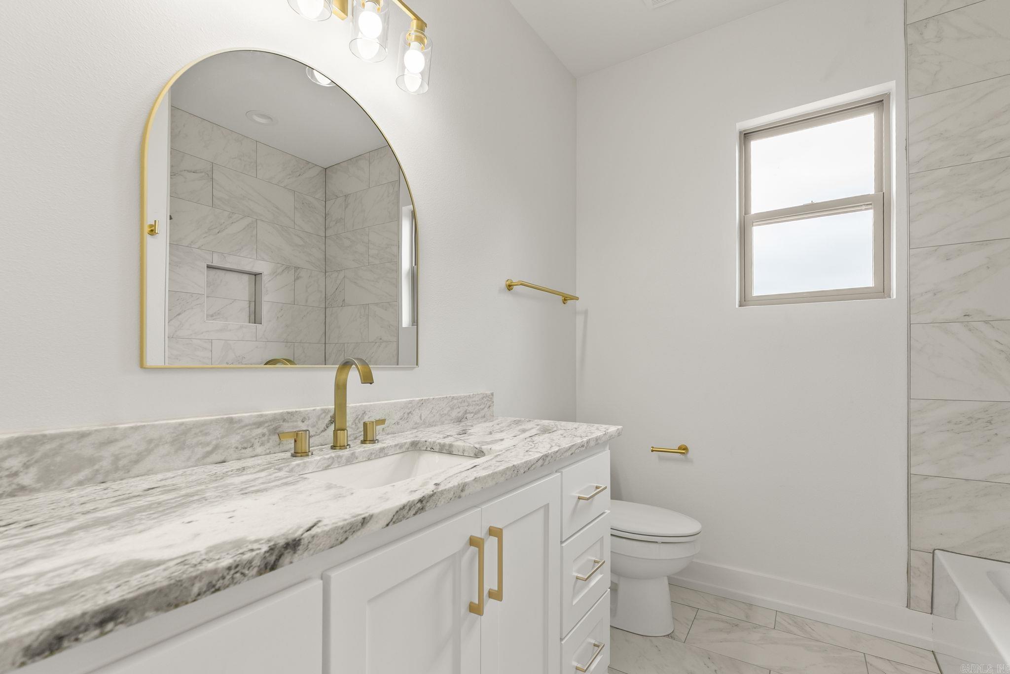 69 Summer Sky Drive  Greenbrier, AR