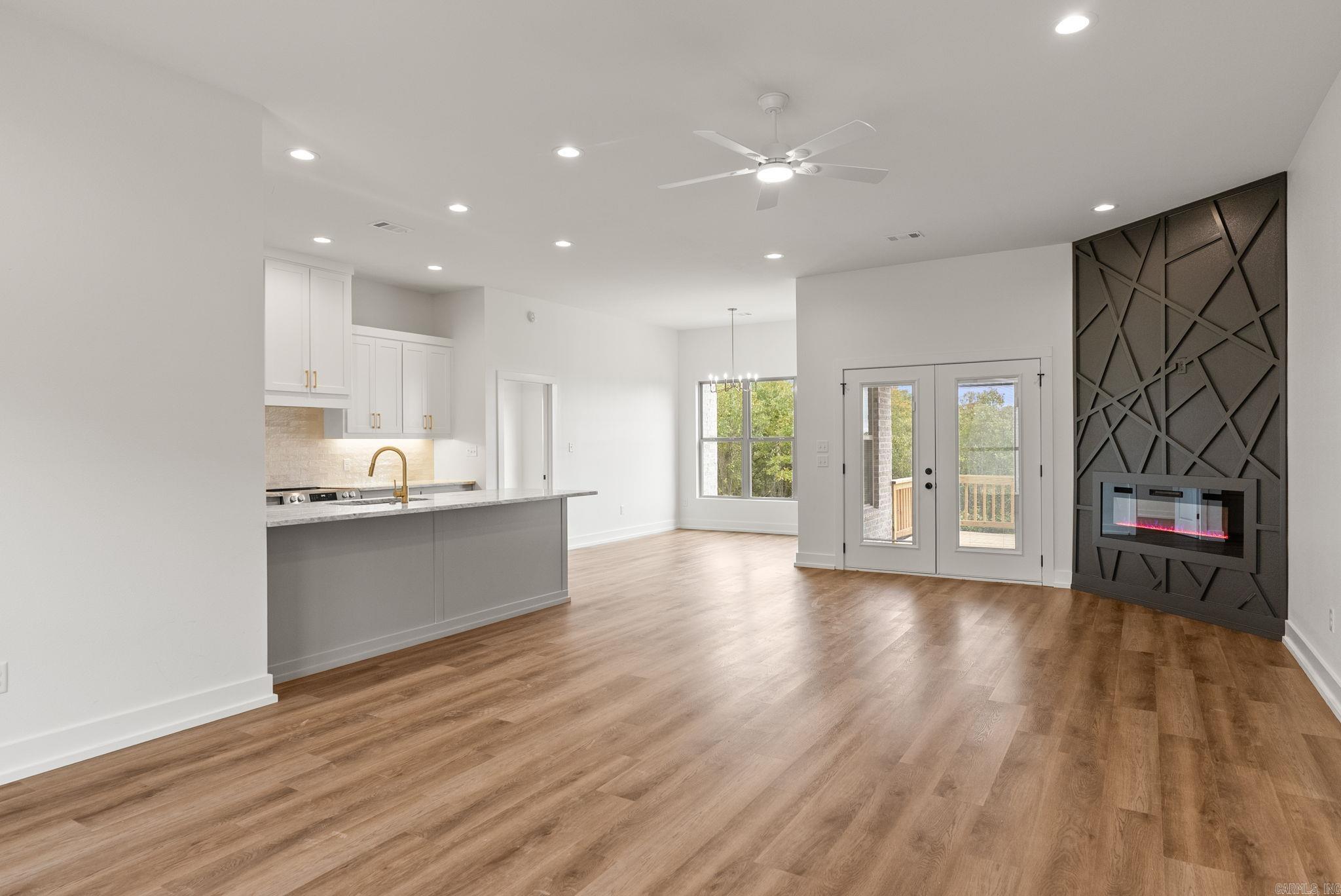 69 Summer Sky Drive  Greenbrier, AR