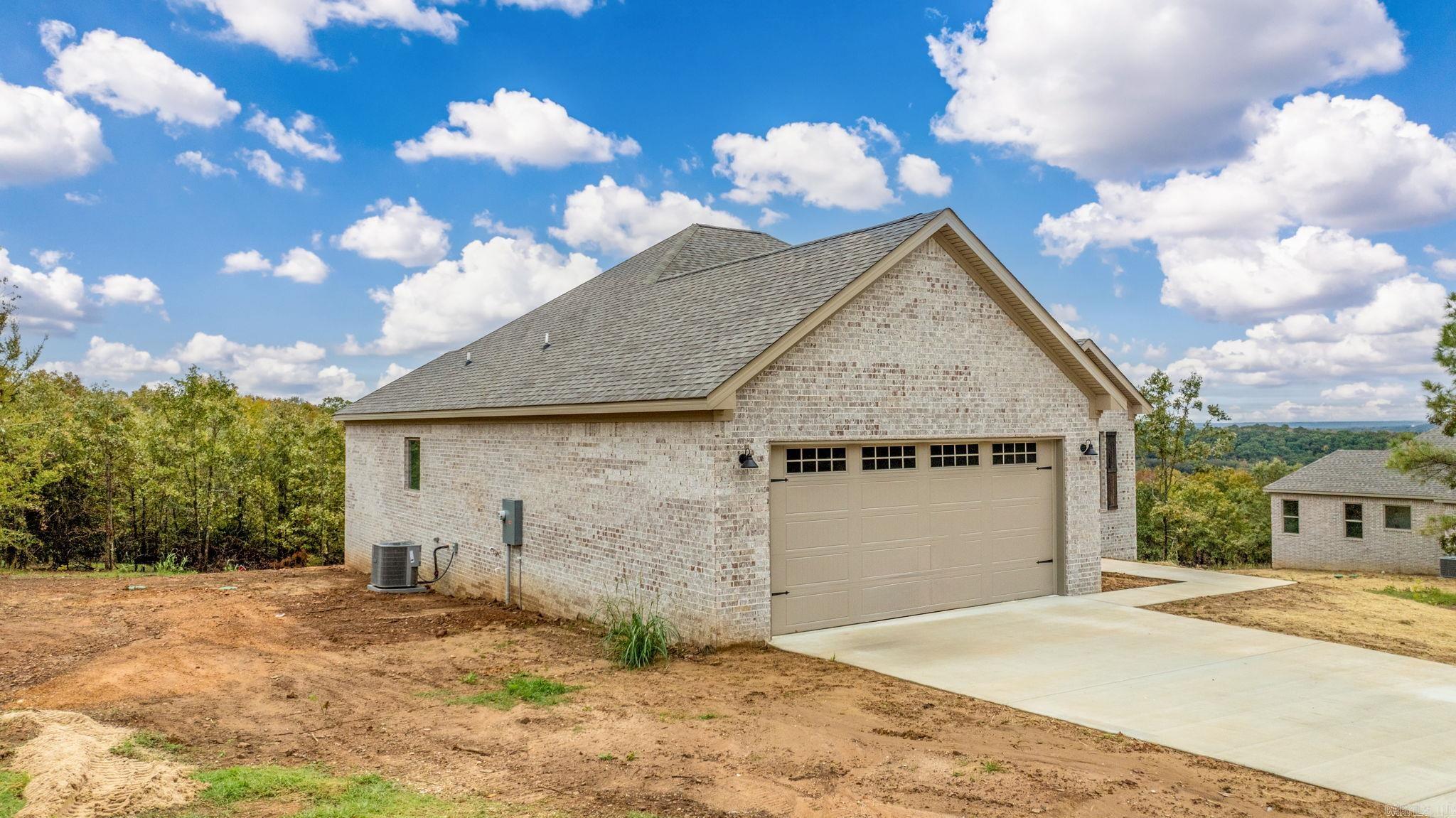 69 Summer Sky Drive  Greenbrier, AR