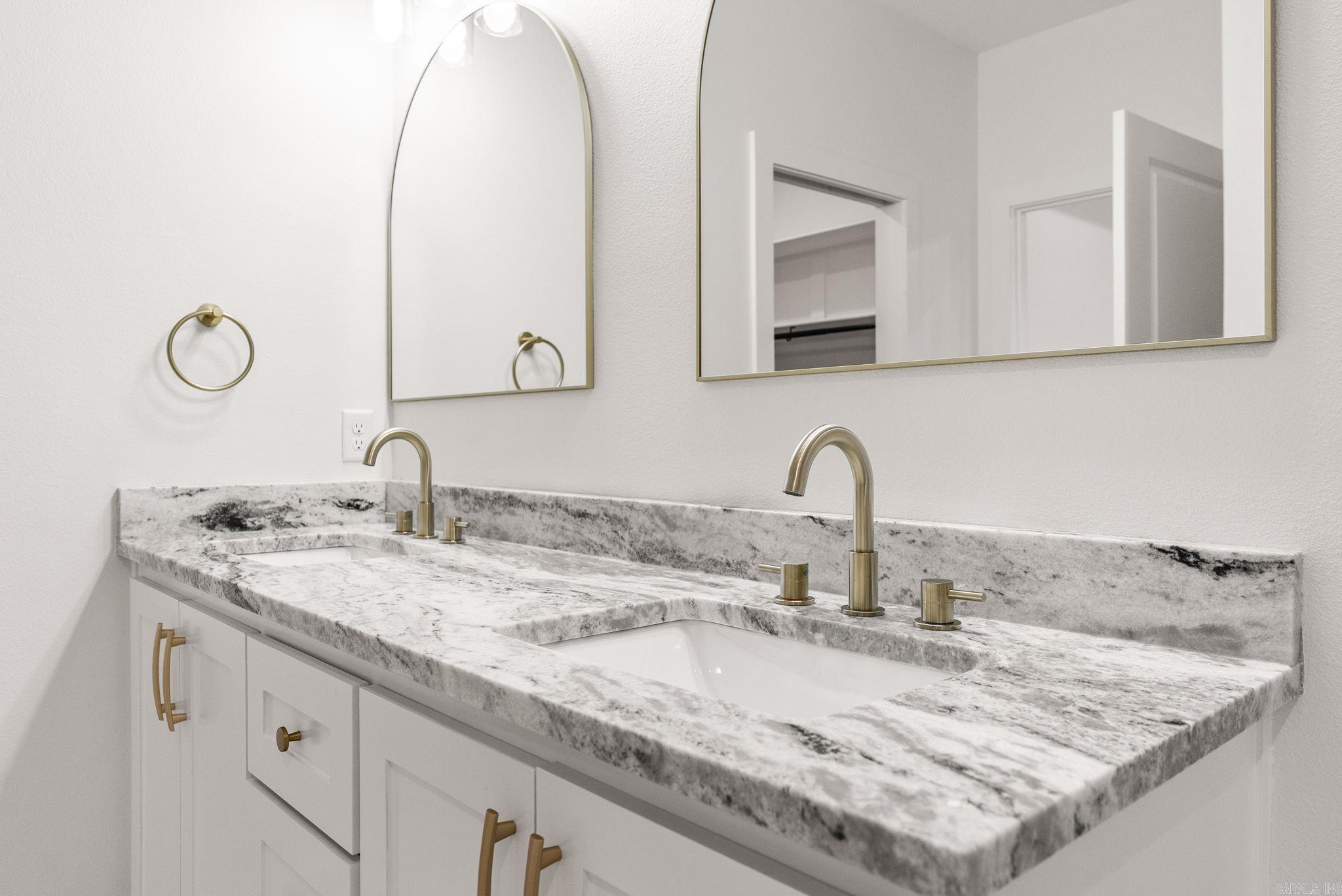 77 Summer Sky Drive  Greenbrier, AR