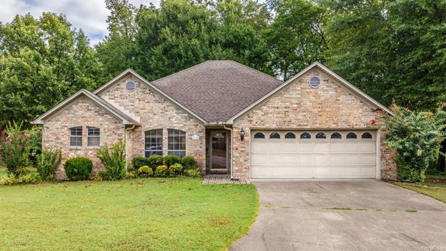 2130  Shade Tree  Conway, AR