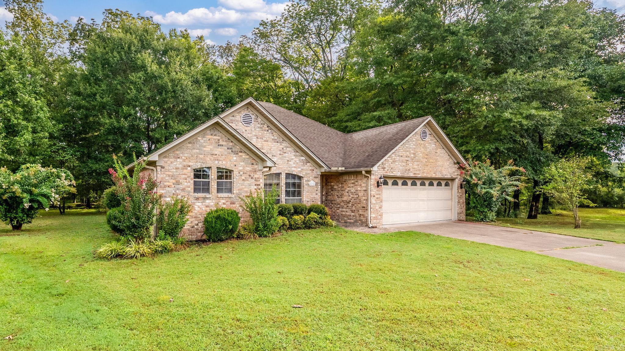 2130 Shade Tree  Conway, AR