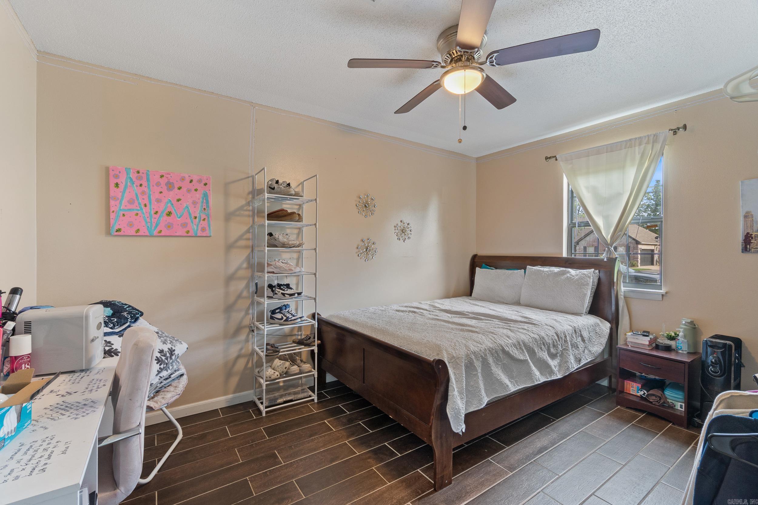 16 Burnett  Greenbrier, AR