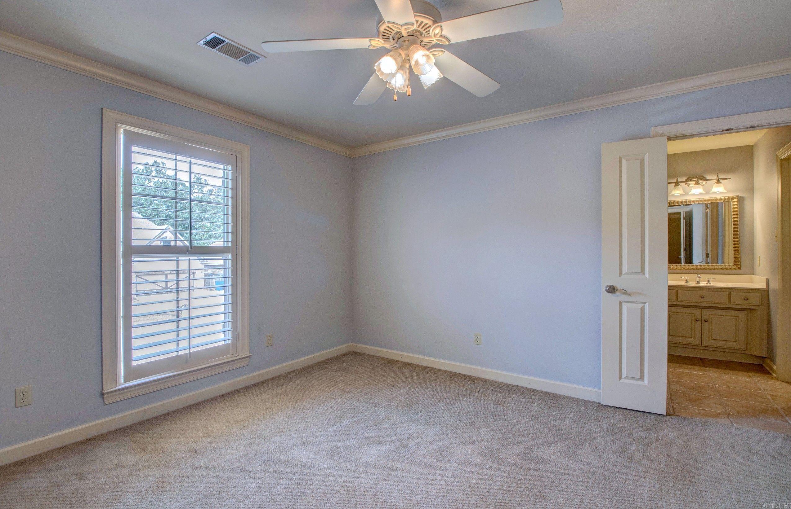 128 Marseille Dr  Maumelle, AR